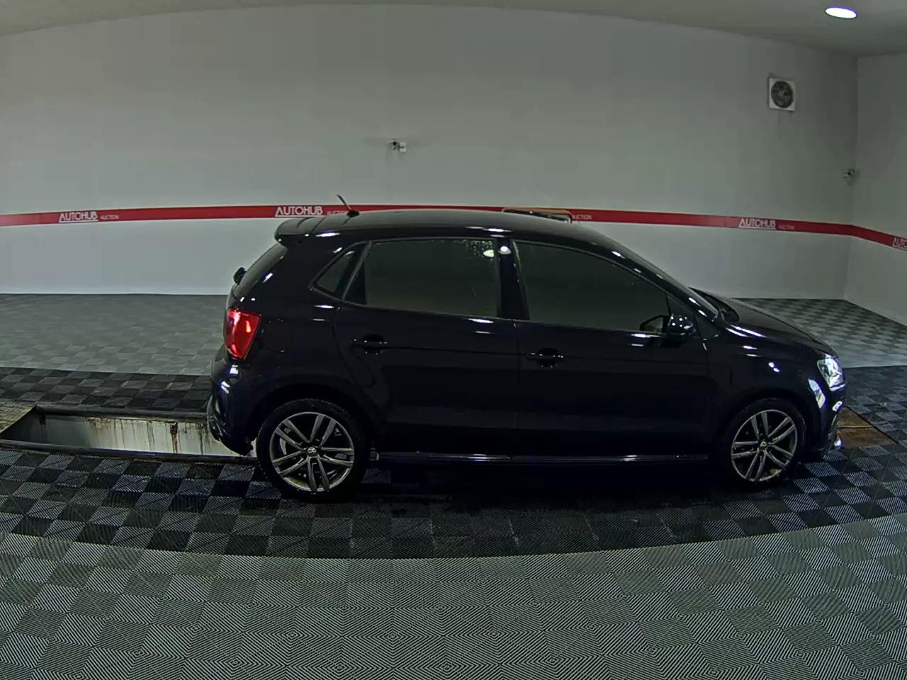 2015 - volkswagen polo