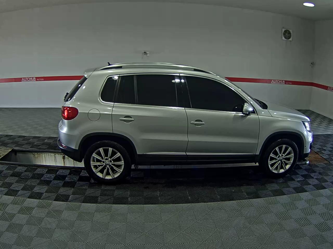 2015 - volkswagen tiguan