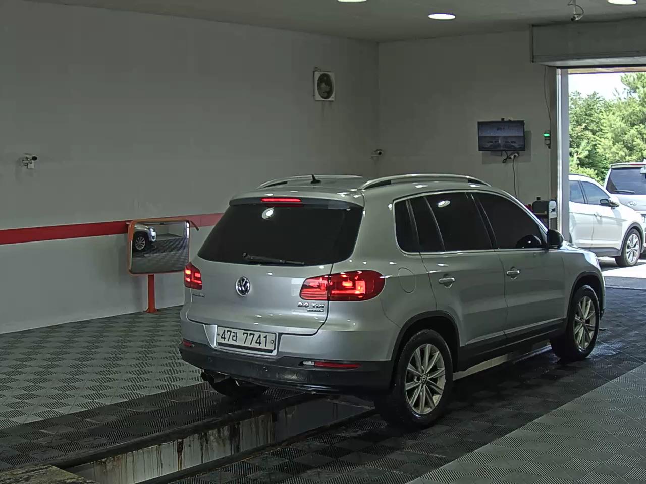 2015 - volkswagen tiguan