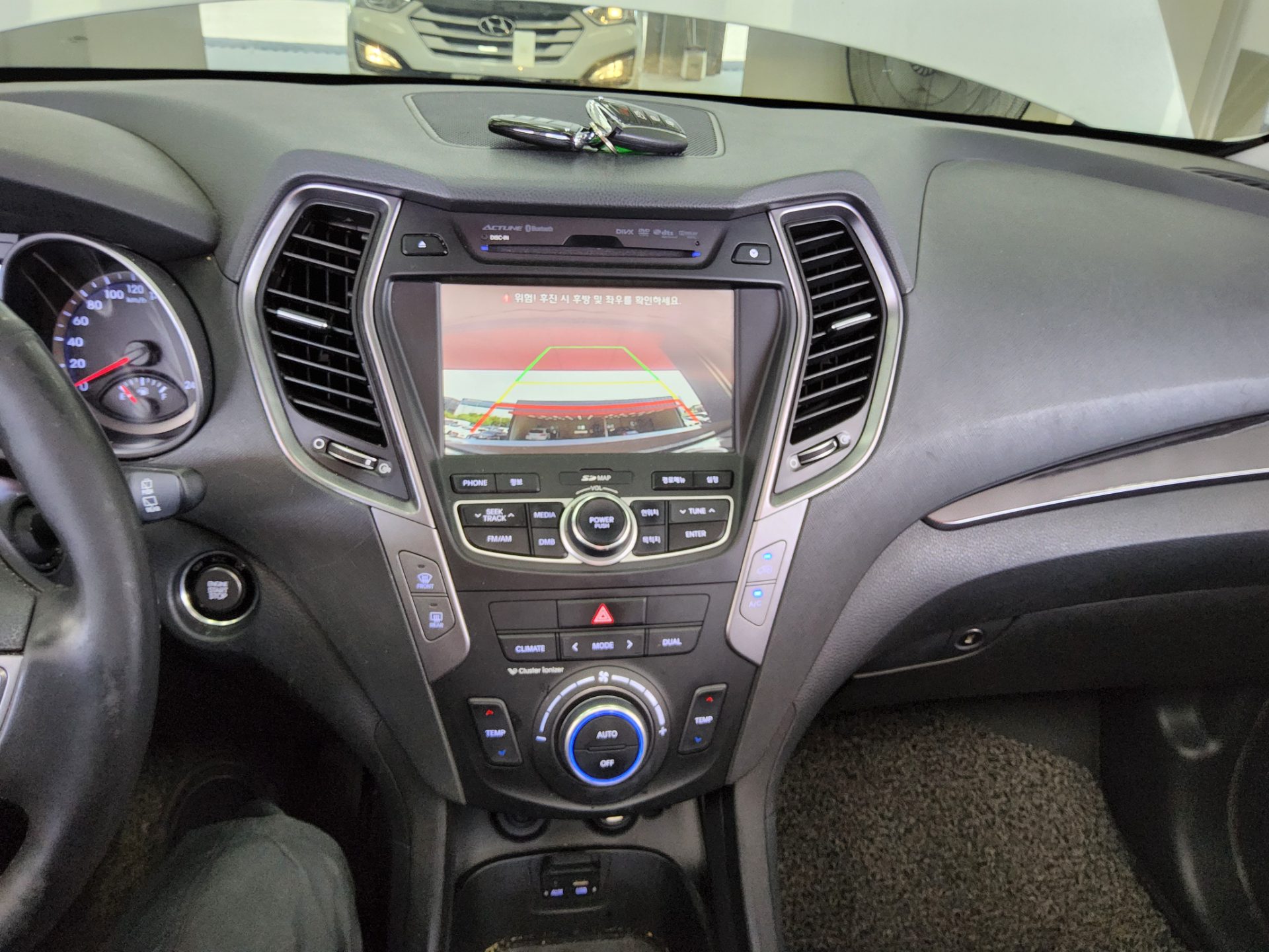 2014 - hyundai santa fe