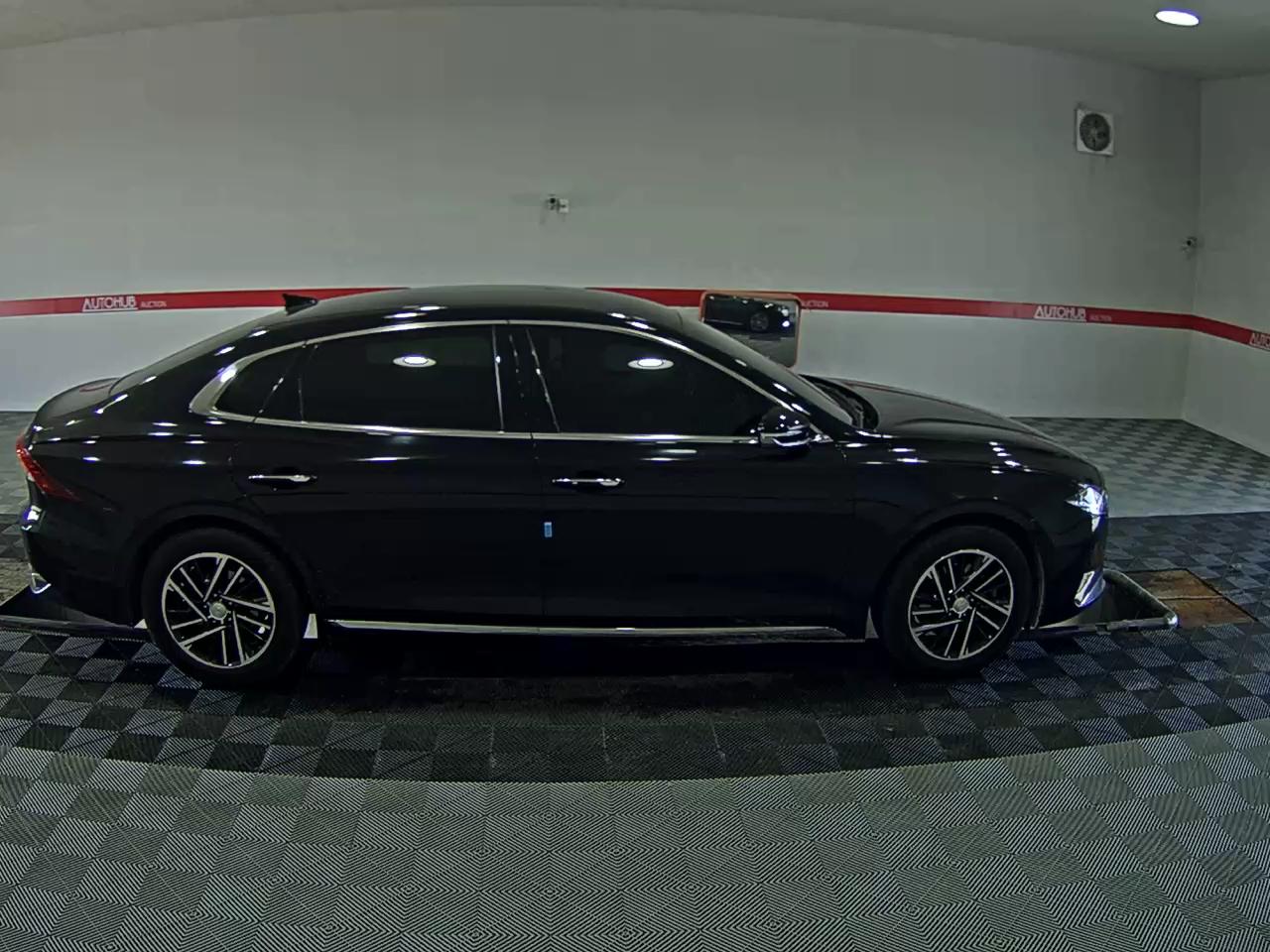 2022 - hyundai grandeur