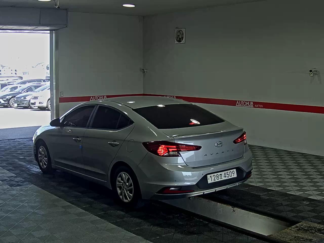 2020 - hyundai avante