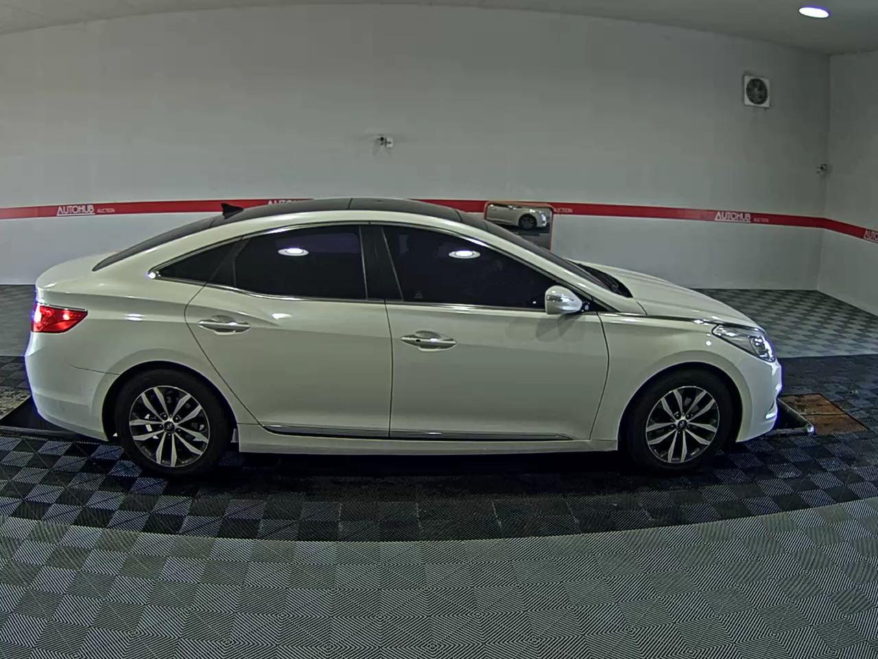 2012 - hyundai grandeur