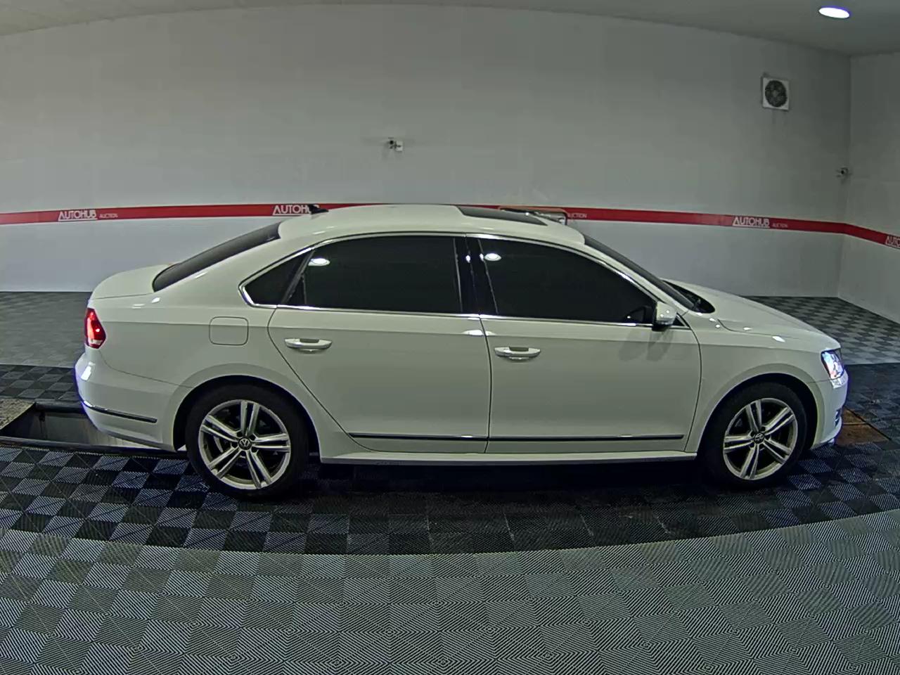 2014 - volkswagen passat