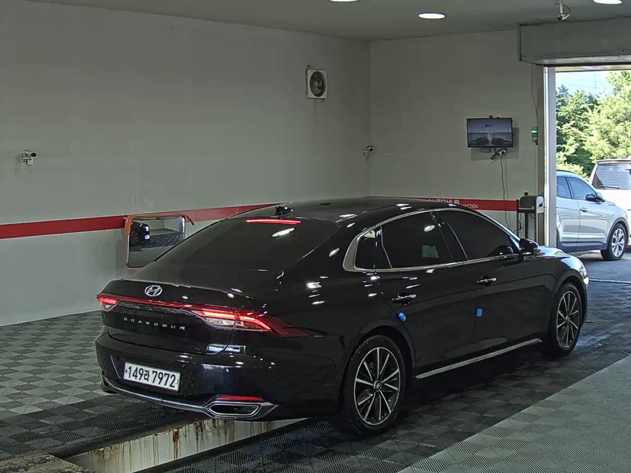 2020 - hyundai grandeur