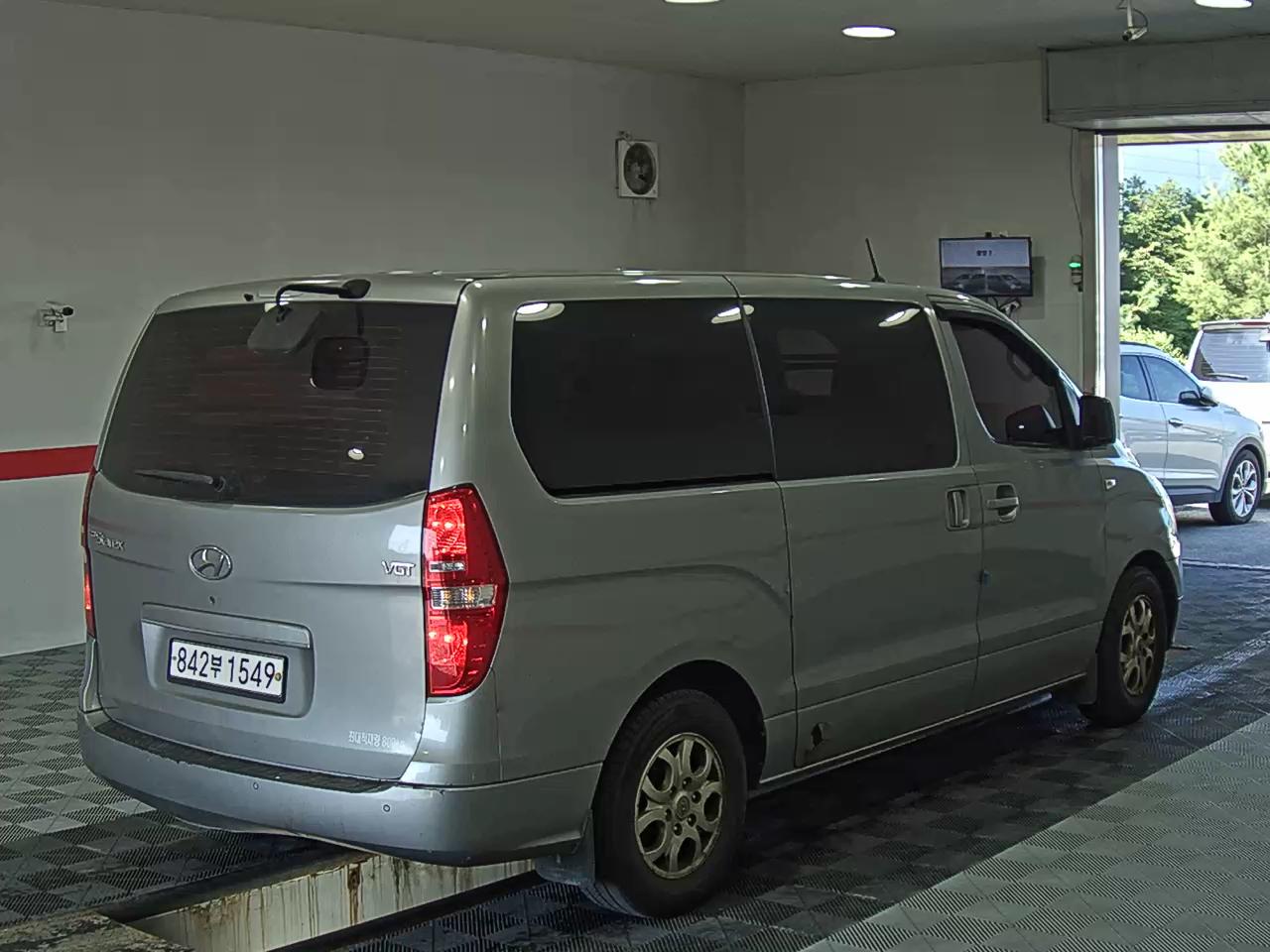 2015 - hyundai grand starex