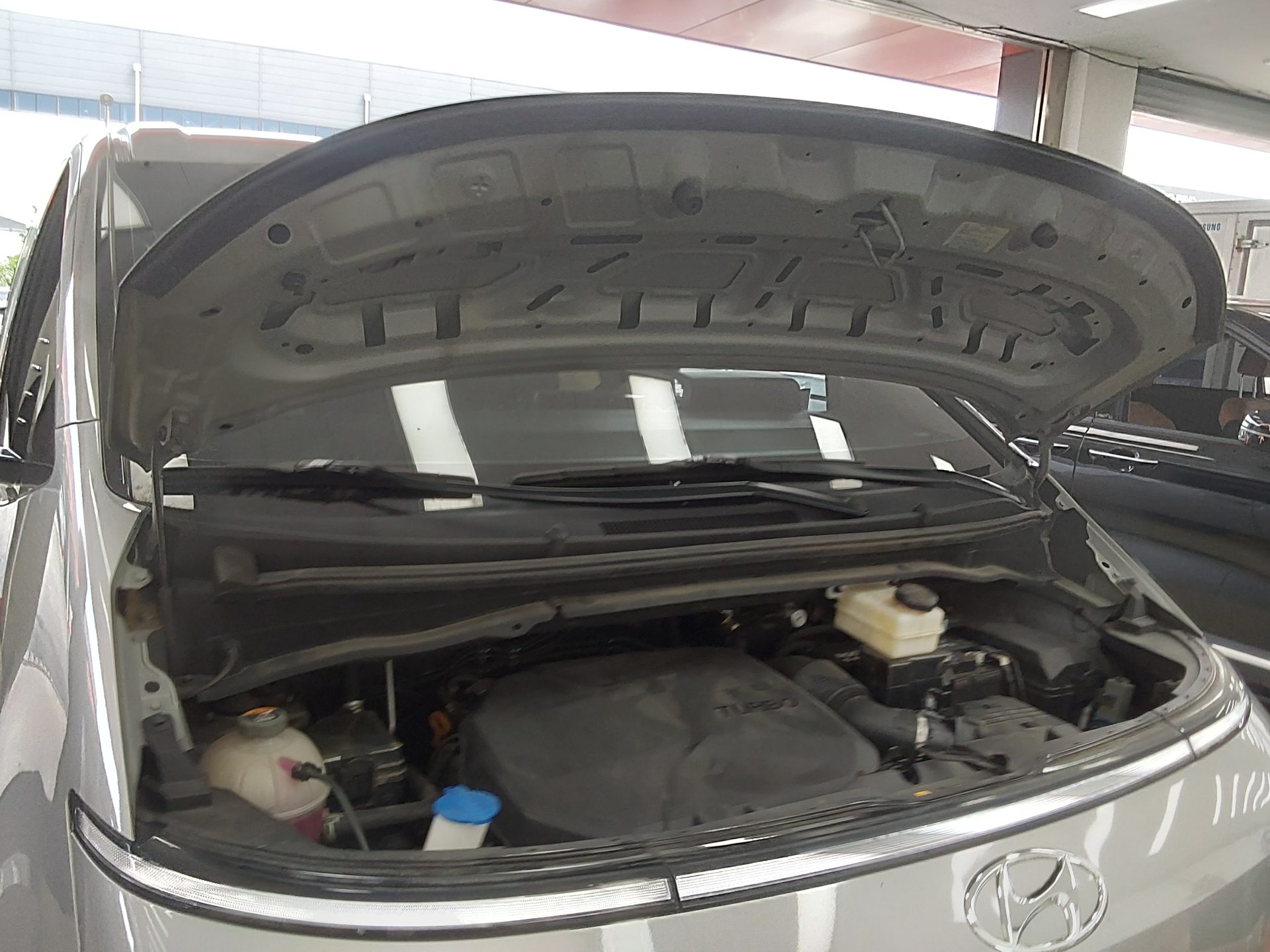 2022 - hyundai staria