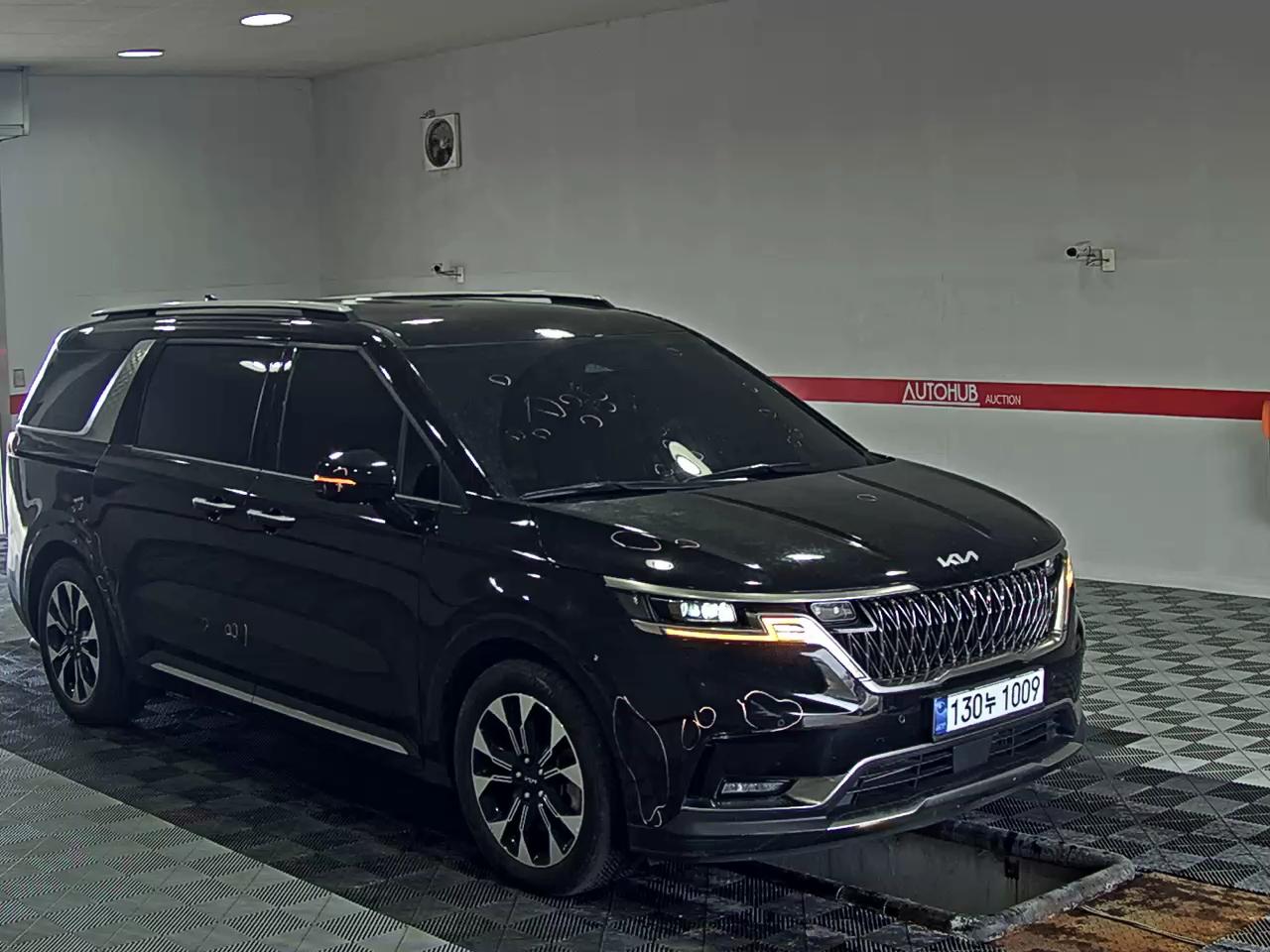 2023 - kia carnival