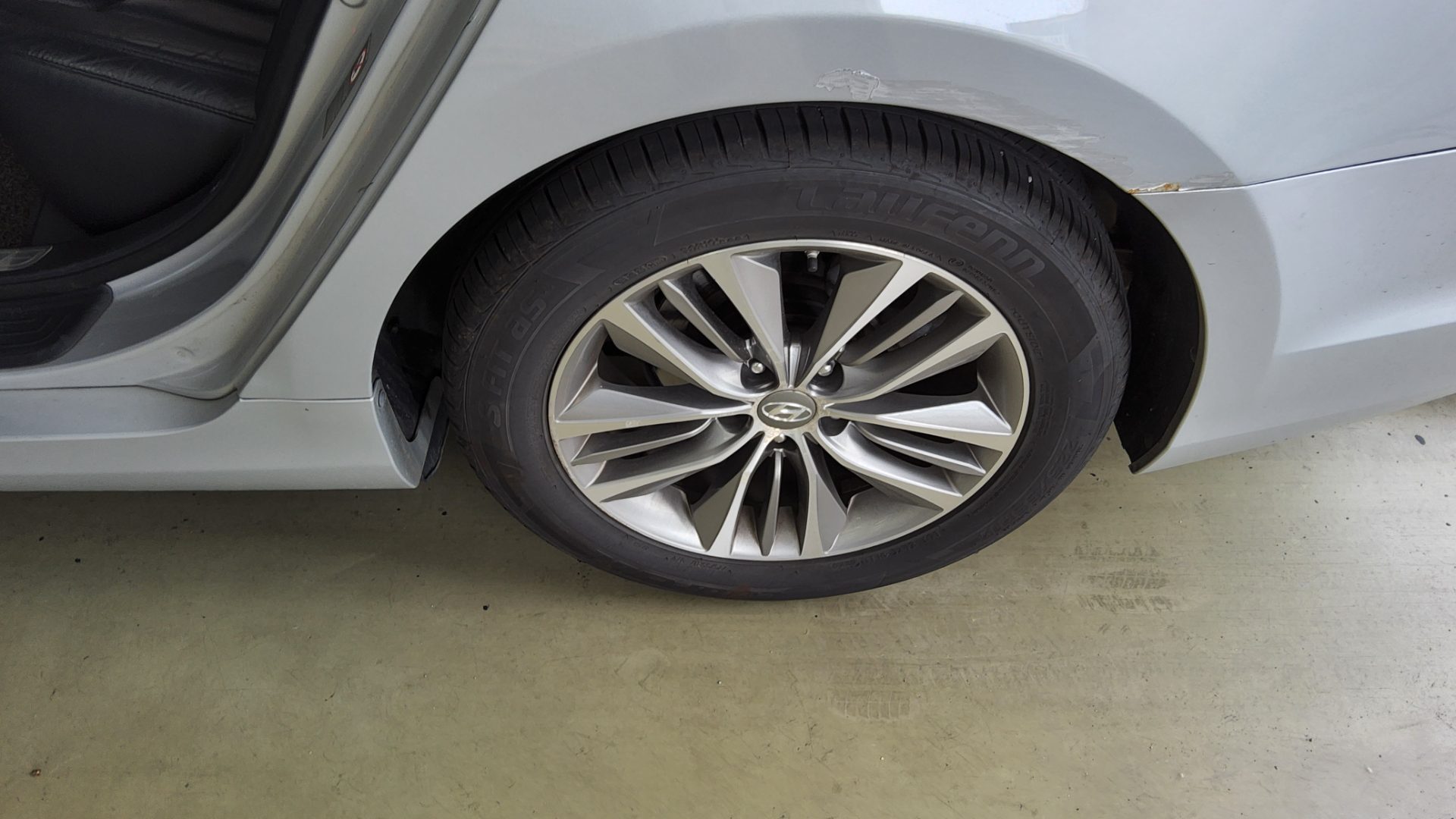 2016 - hyundai grandeur