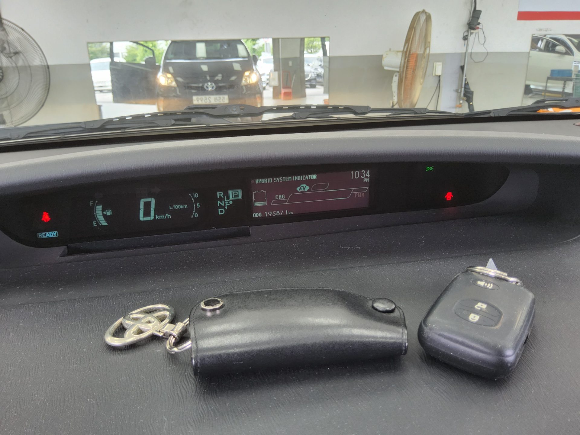 2012 - toyota prius