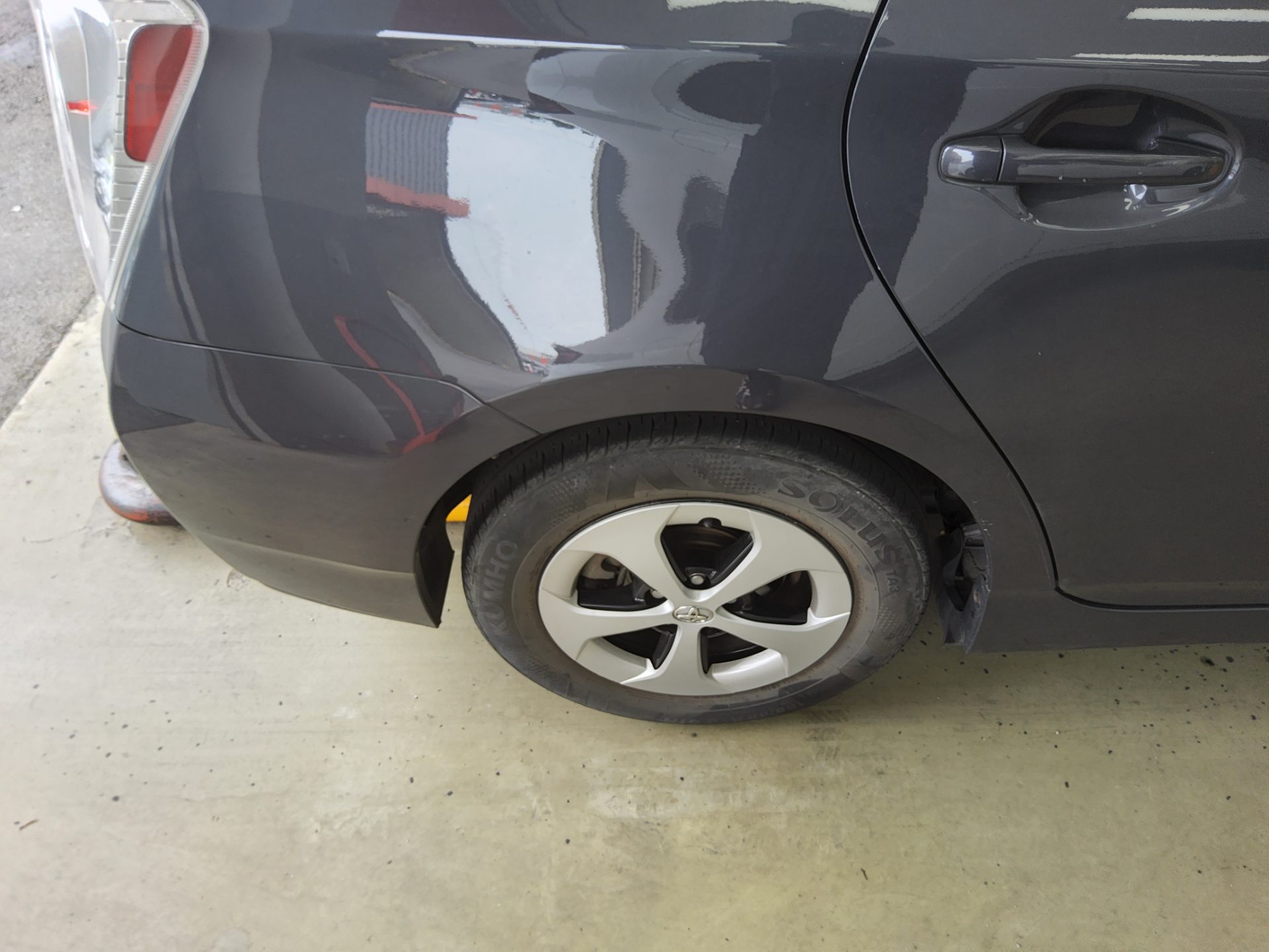 2012 - toyota prius
