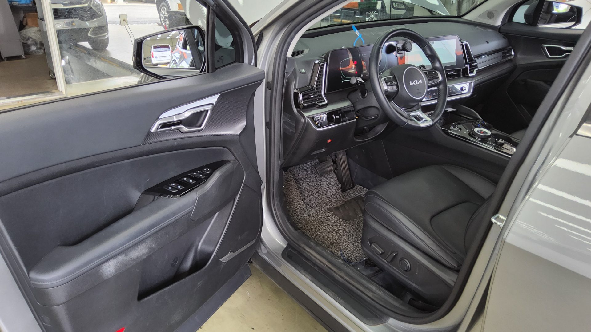 2024 - kia sportage