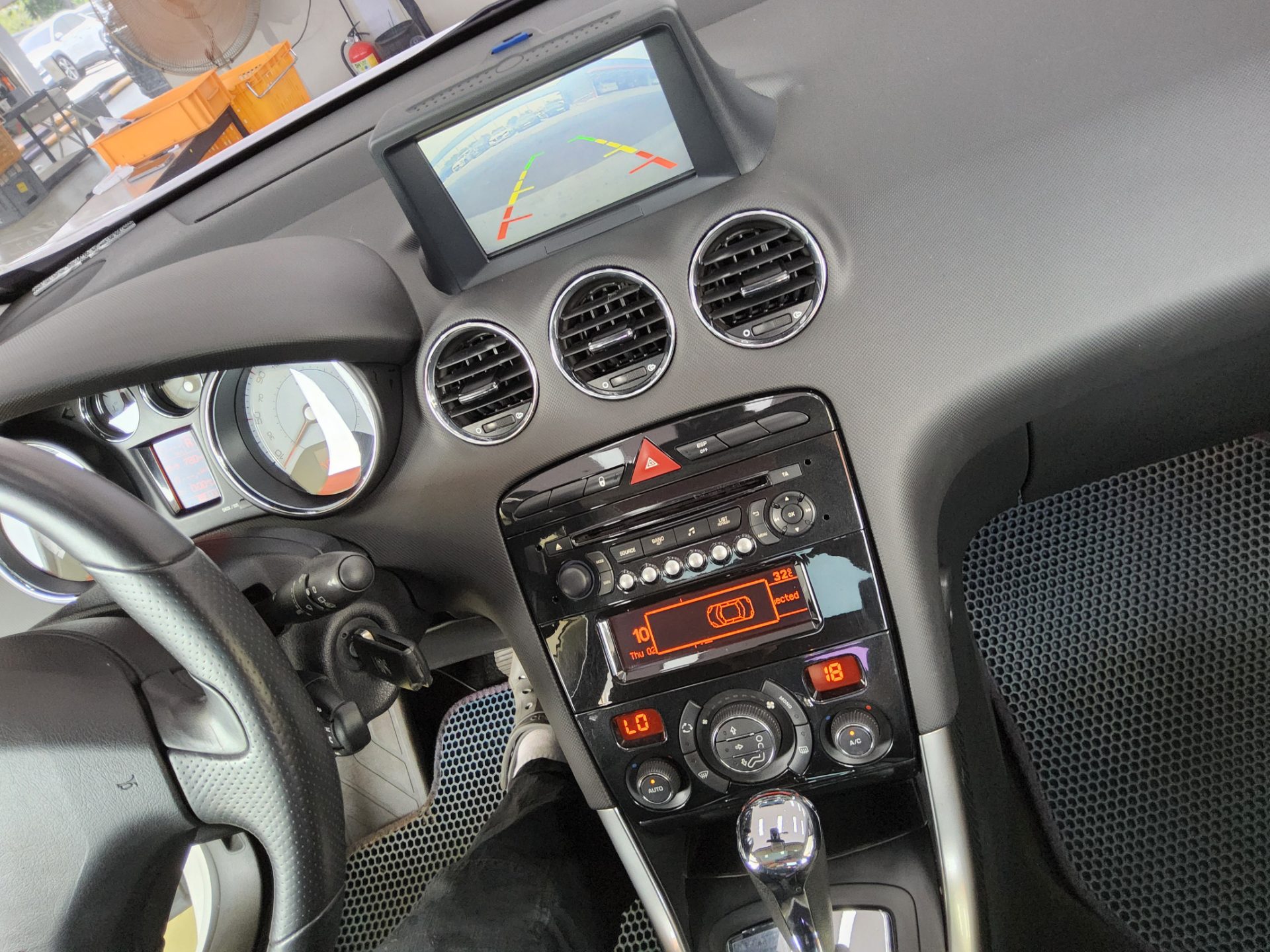 2013 - peugeot 308