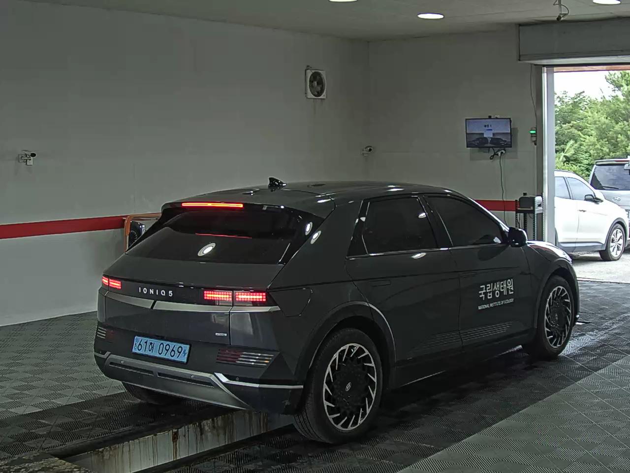 2023 - hyundai ioniq