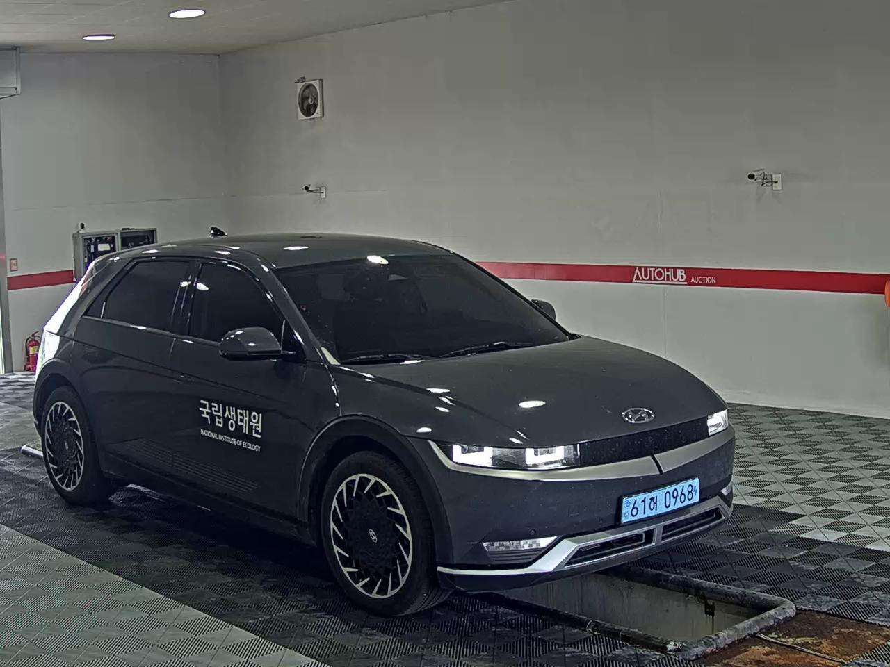 2023 - hyundai ioniq