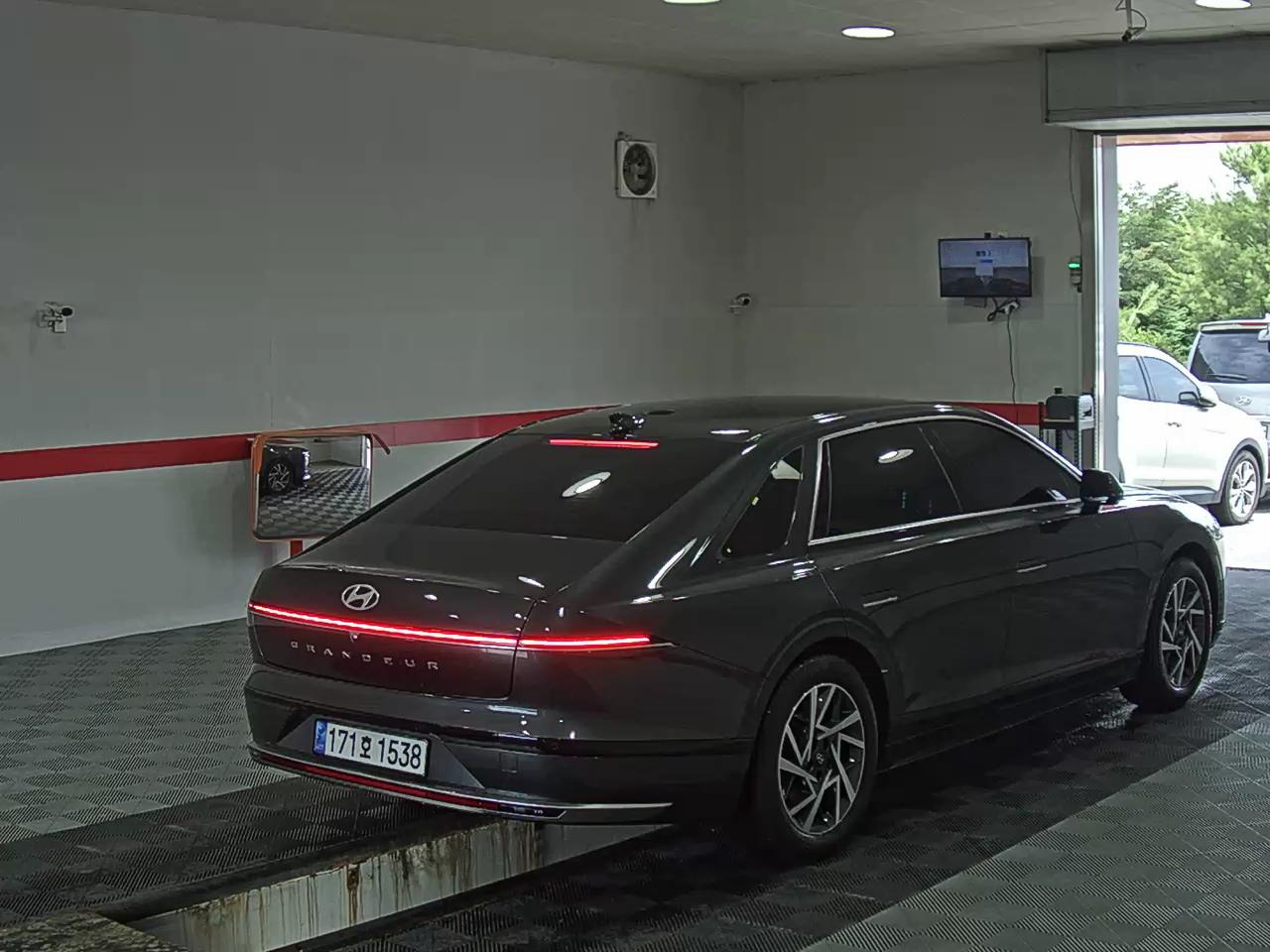 2023 - hyundai grandeur