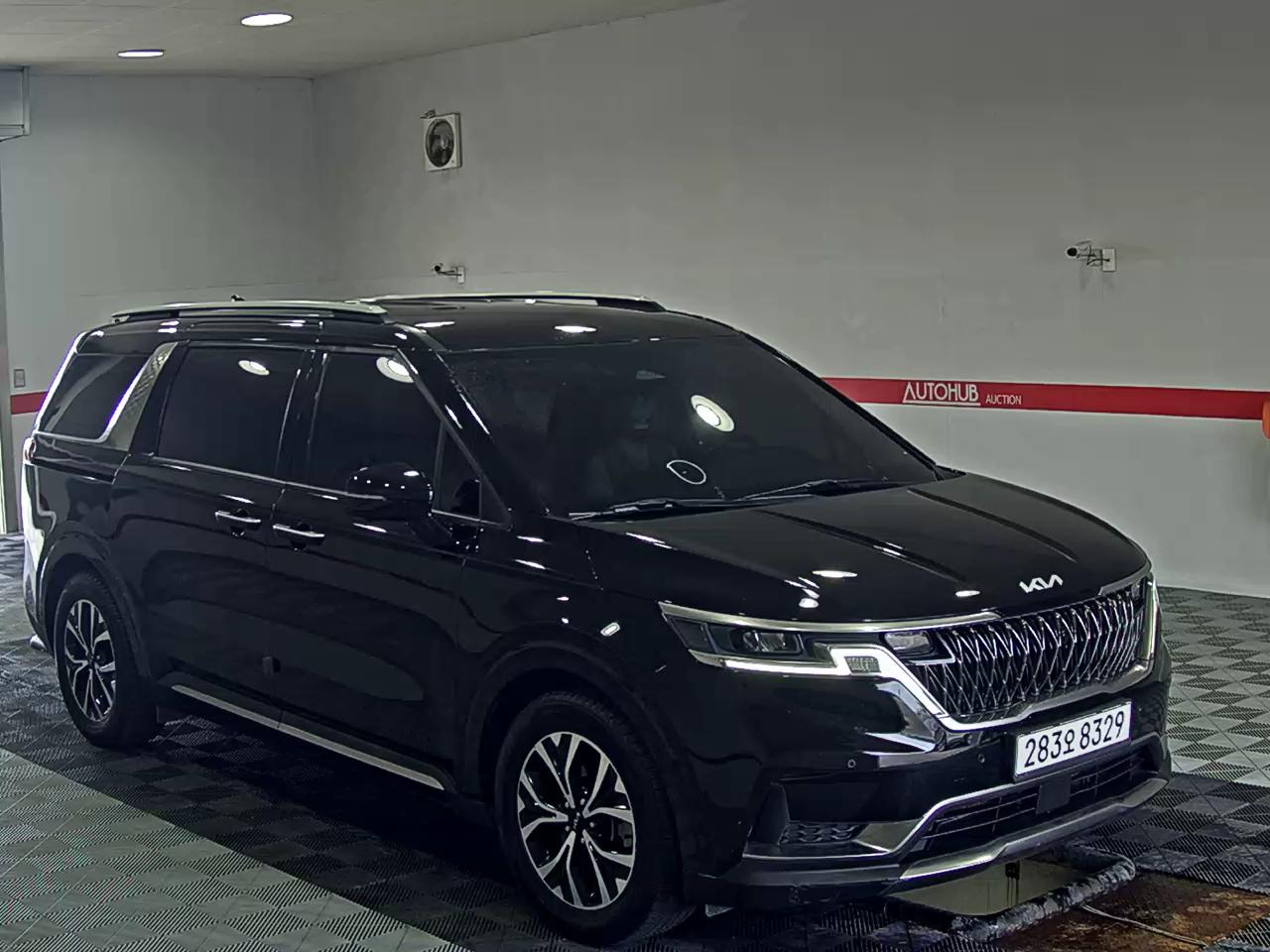 2023 - kia carnival