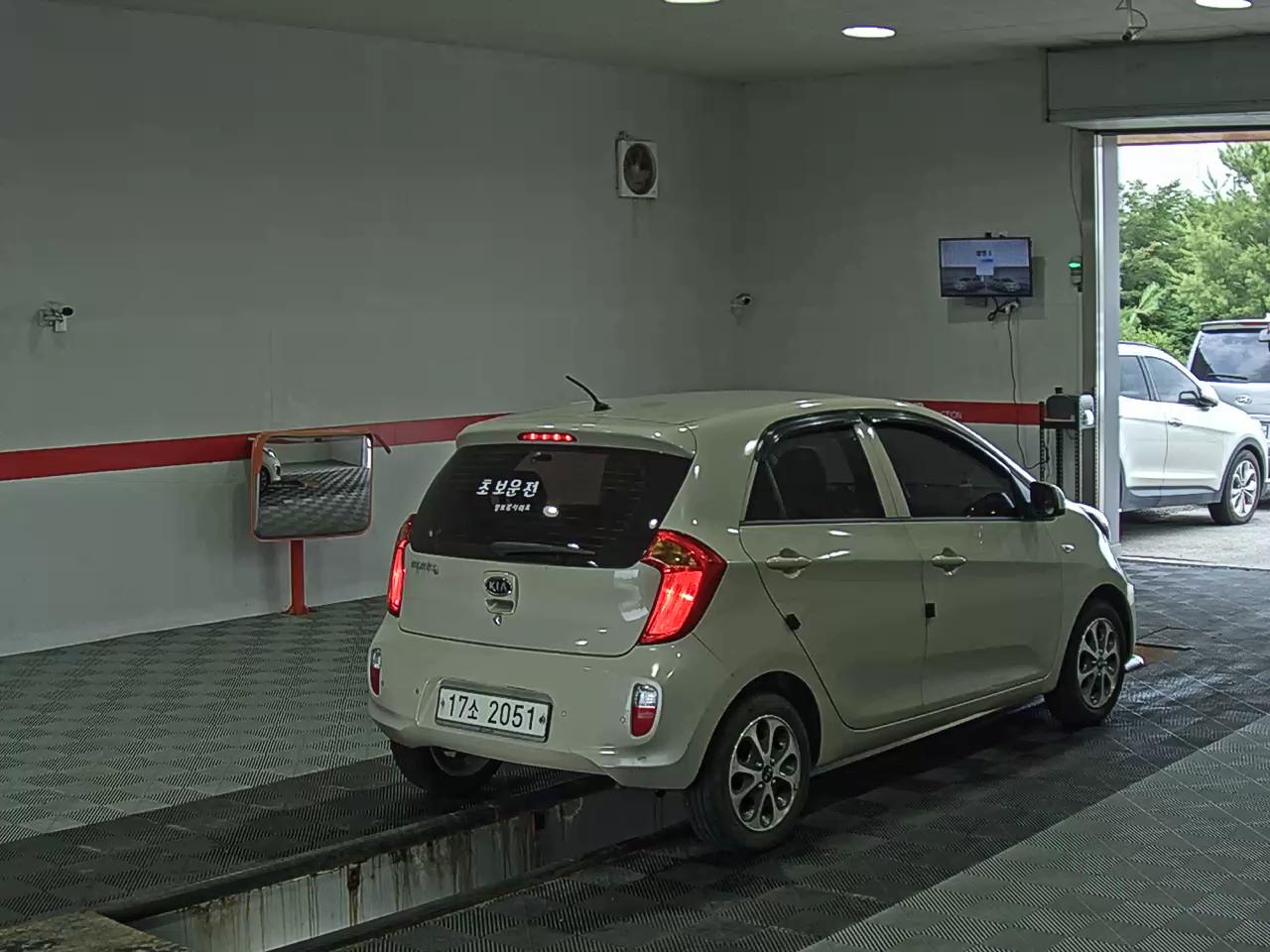 2012 - kia morning
