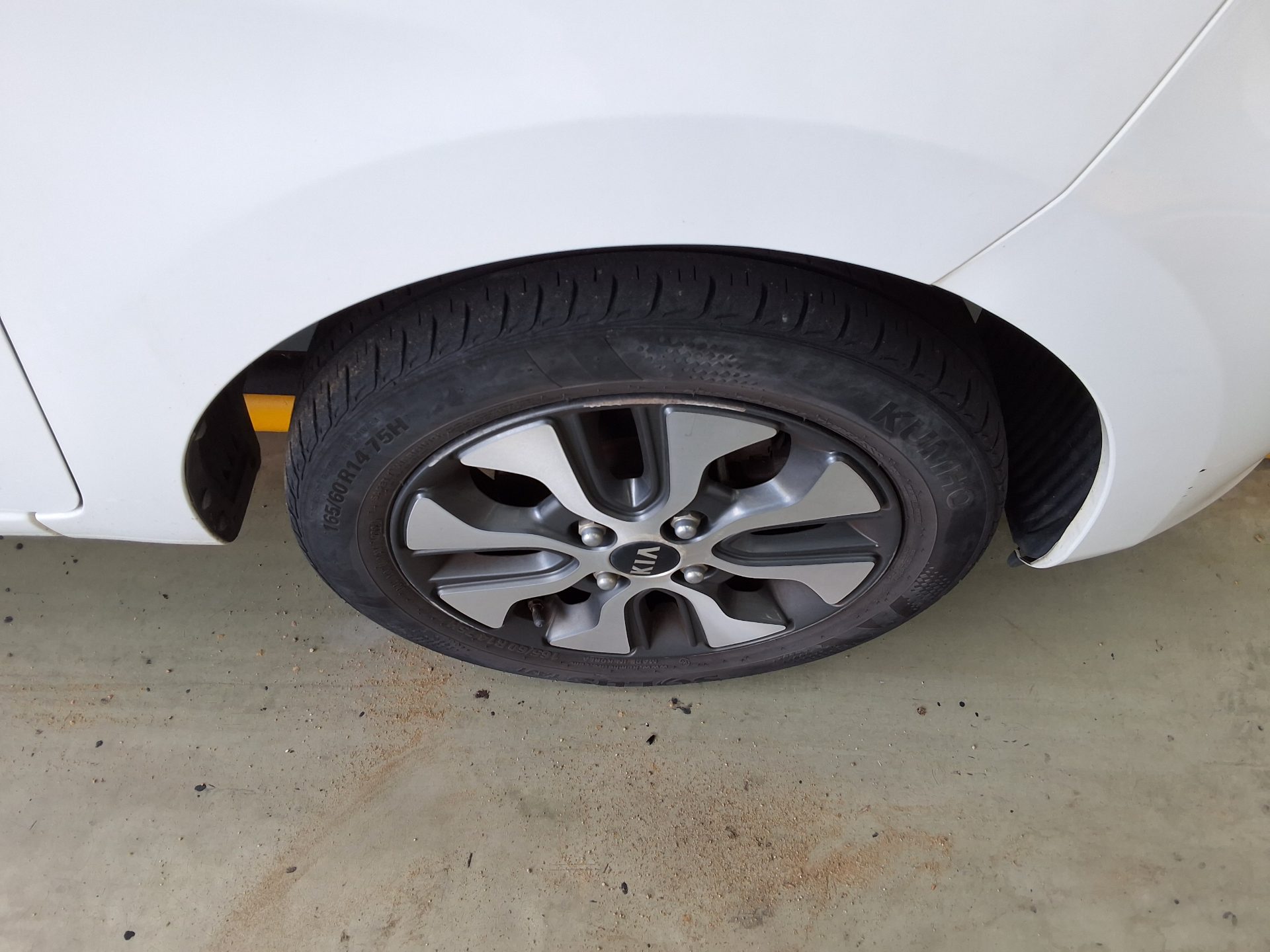 2016 - kia morning
