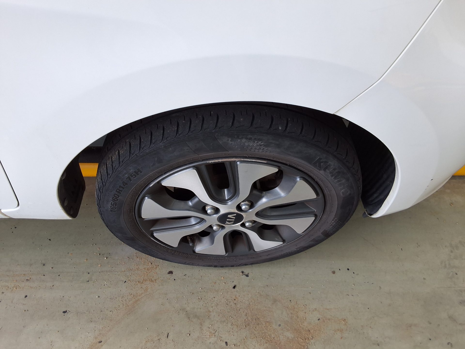 2016 - kia morning