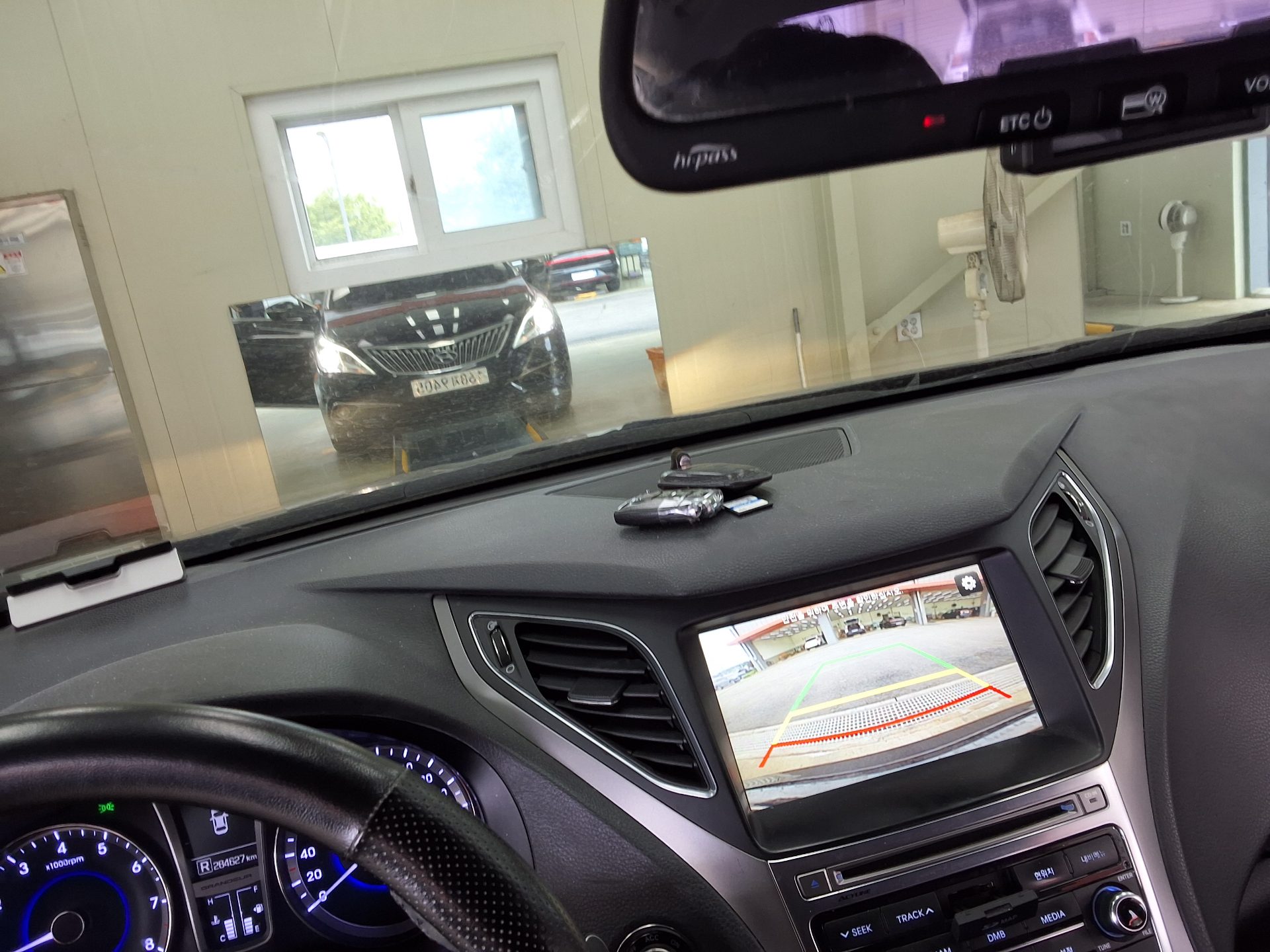 2016 - hyundai grandeur