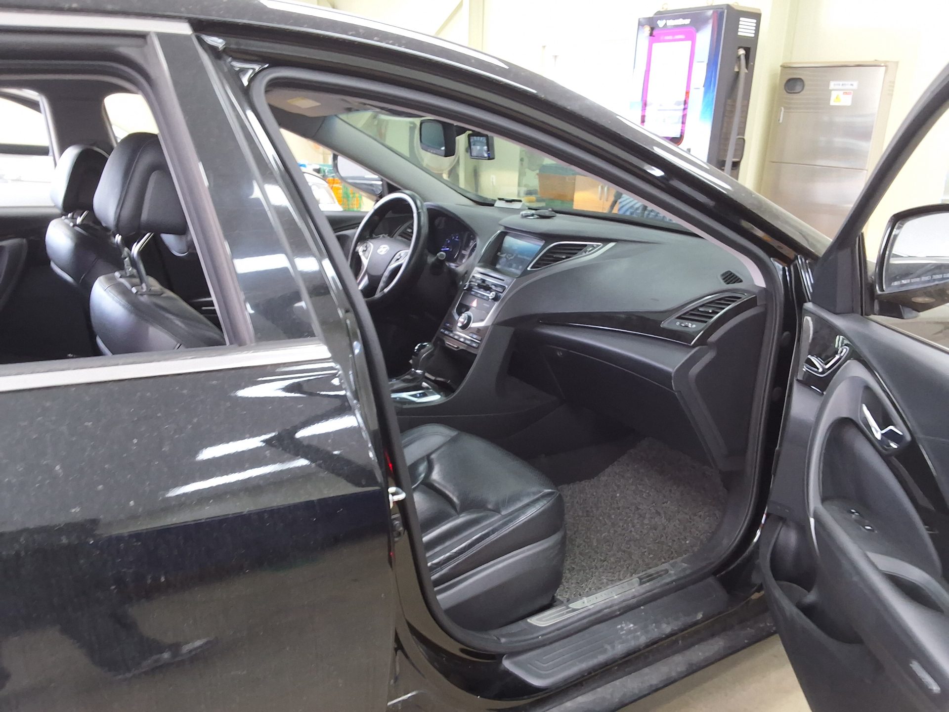 2016 - hyundai grandeur