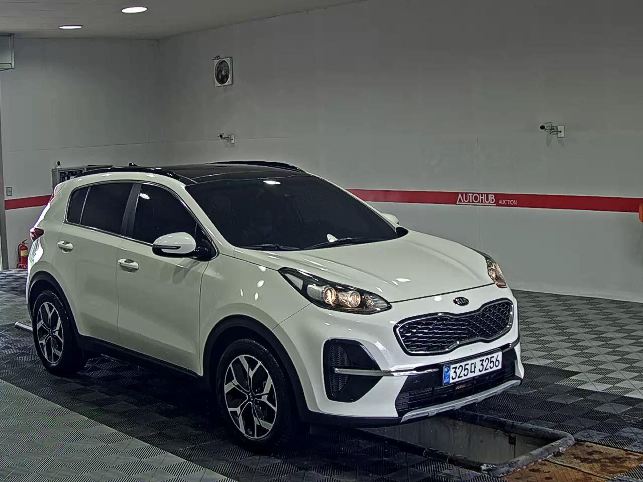 2020 - kia sportage