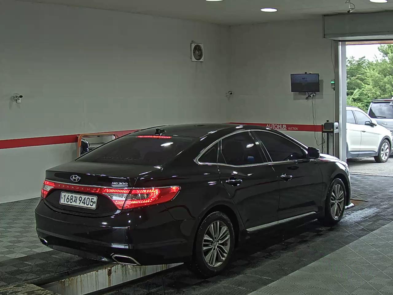 2016 - hyundai grandeur