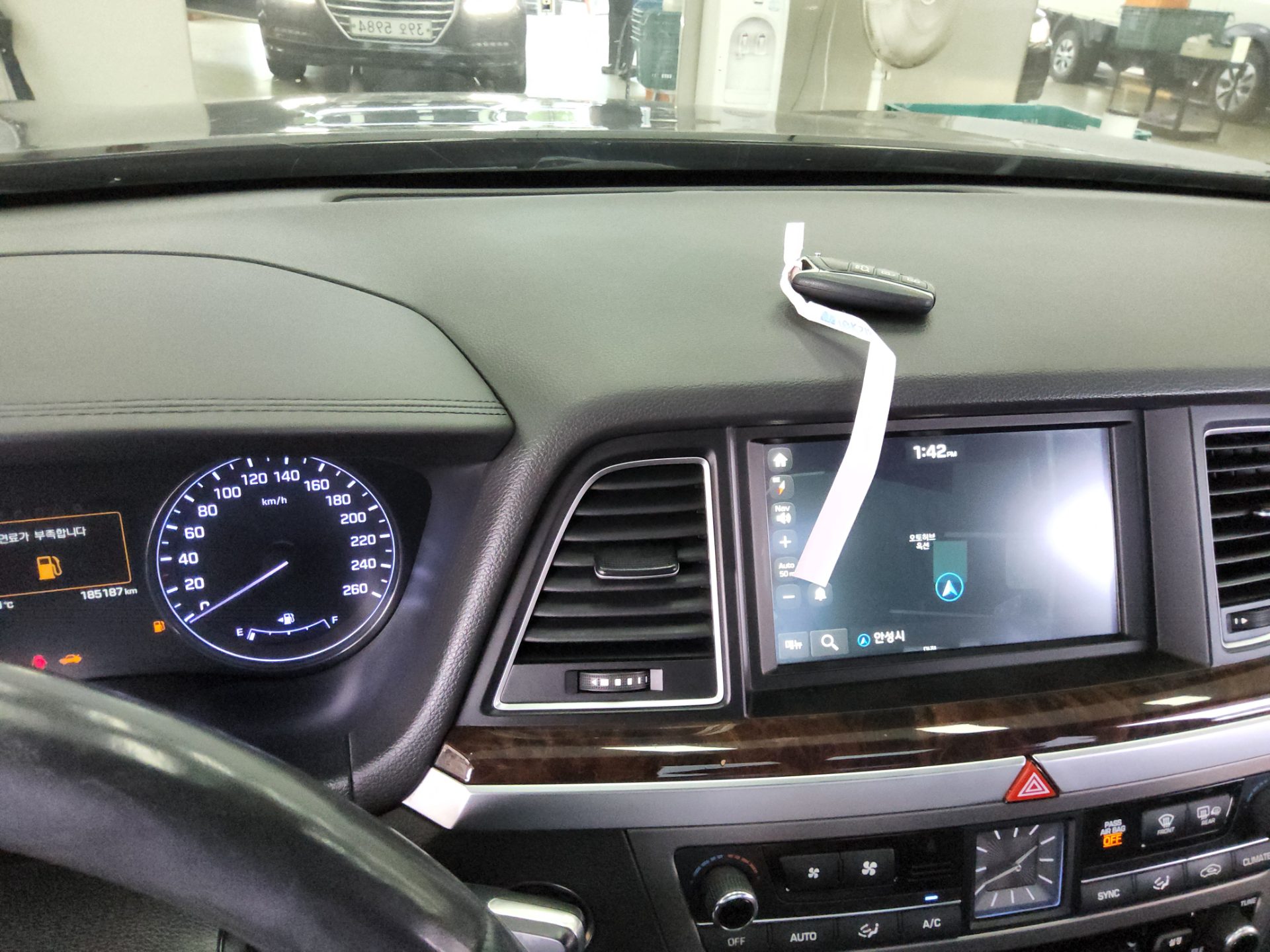 2016 - hyundai g330