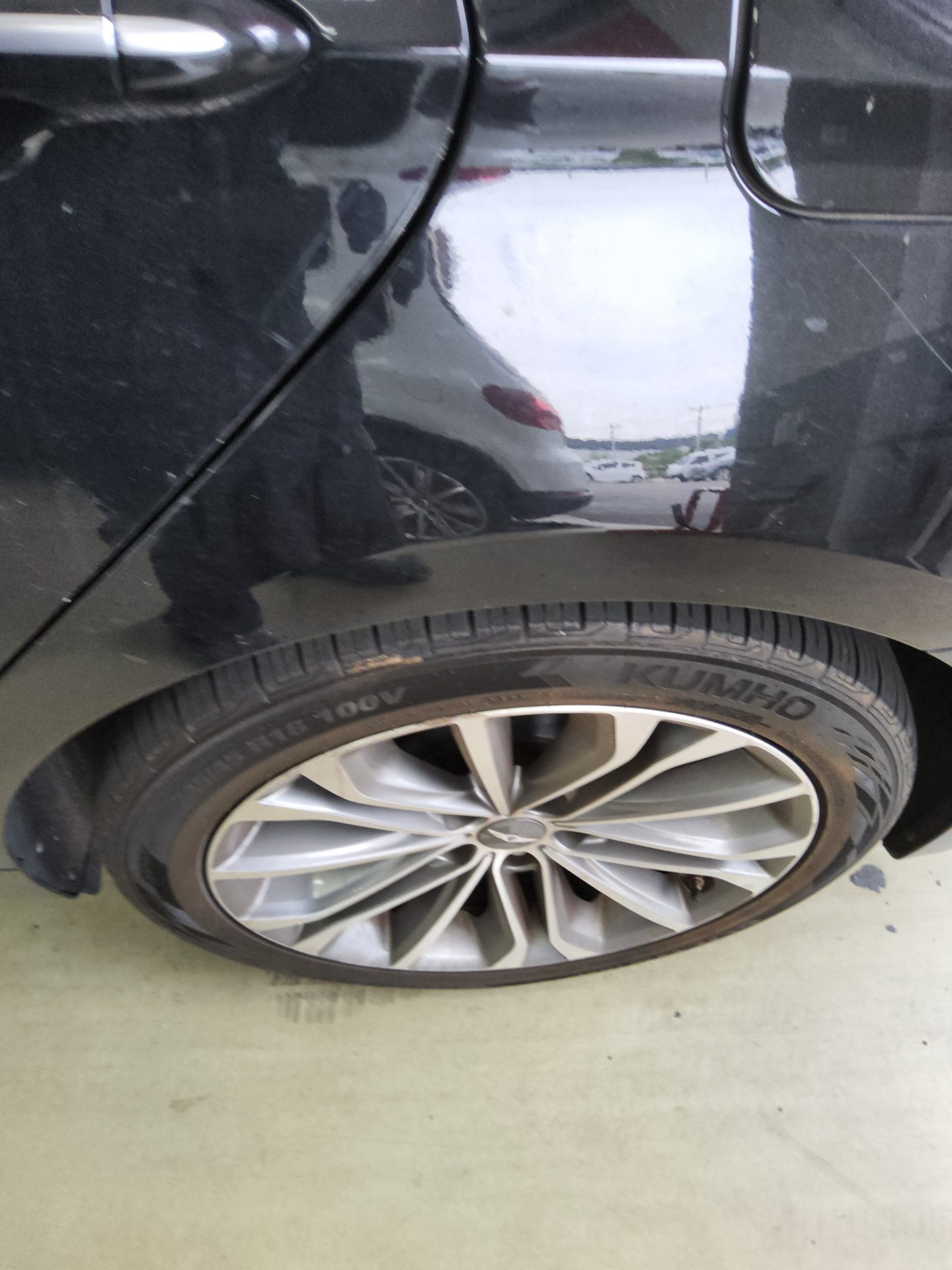 2016 - hyundai g330