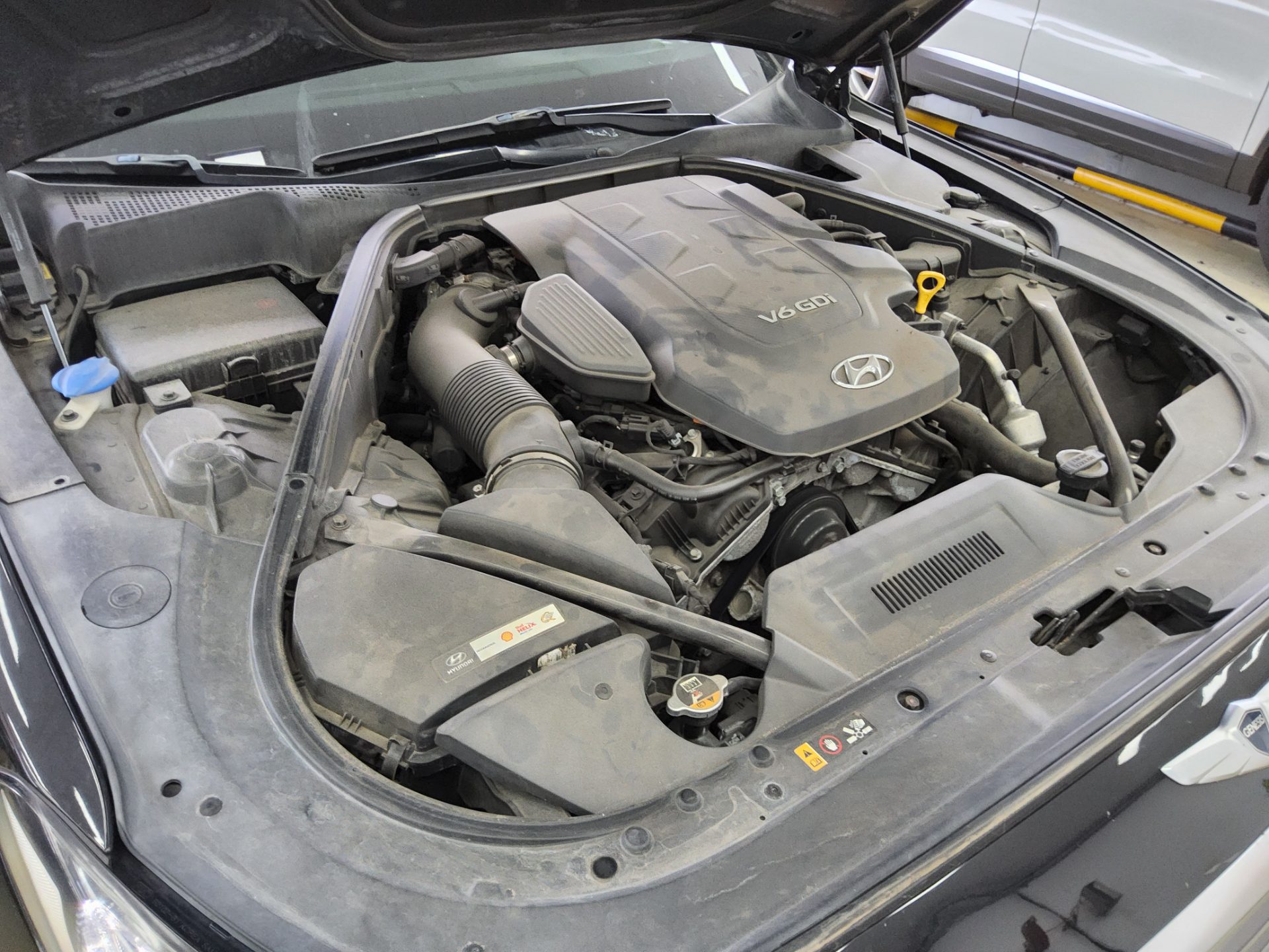 2016 - hyundai g330