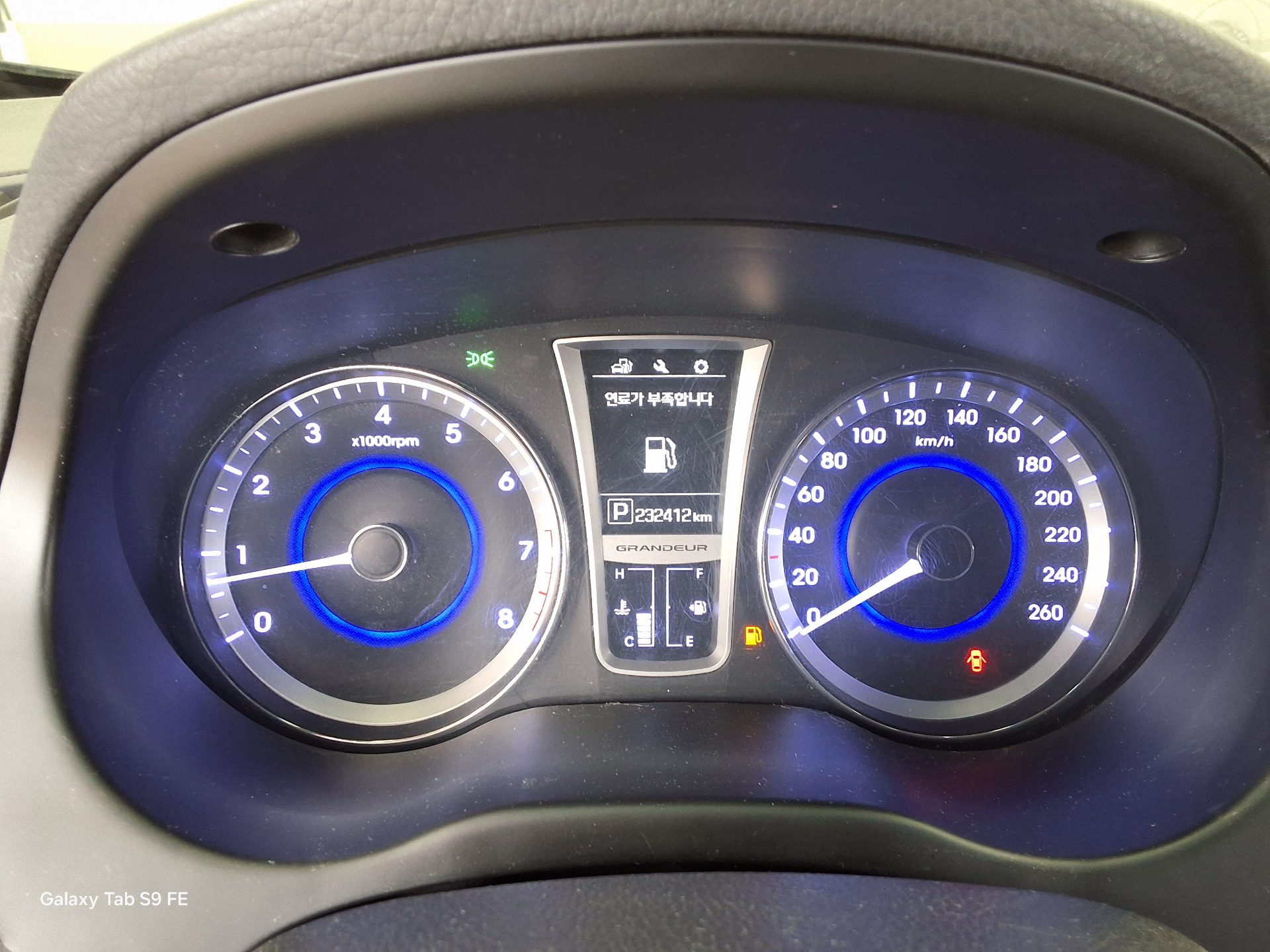 2015 - hyundai grandeur