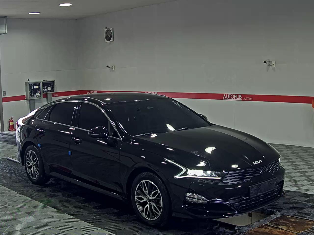 2023 - kia k5
