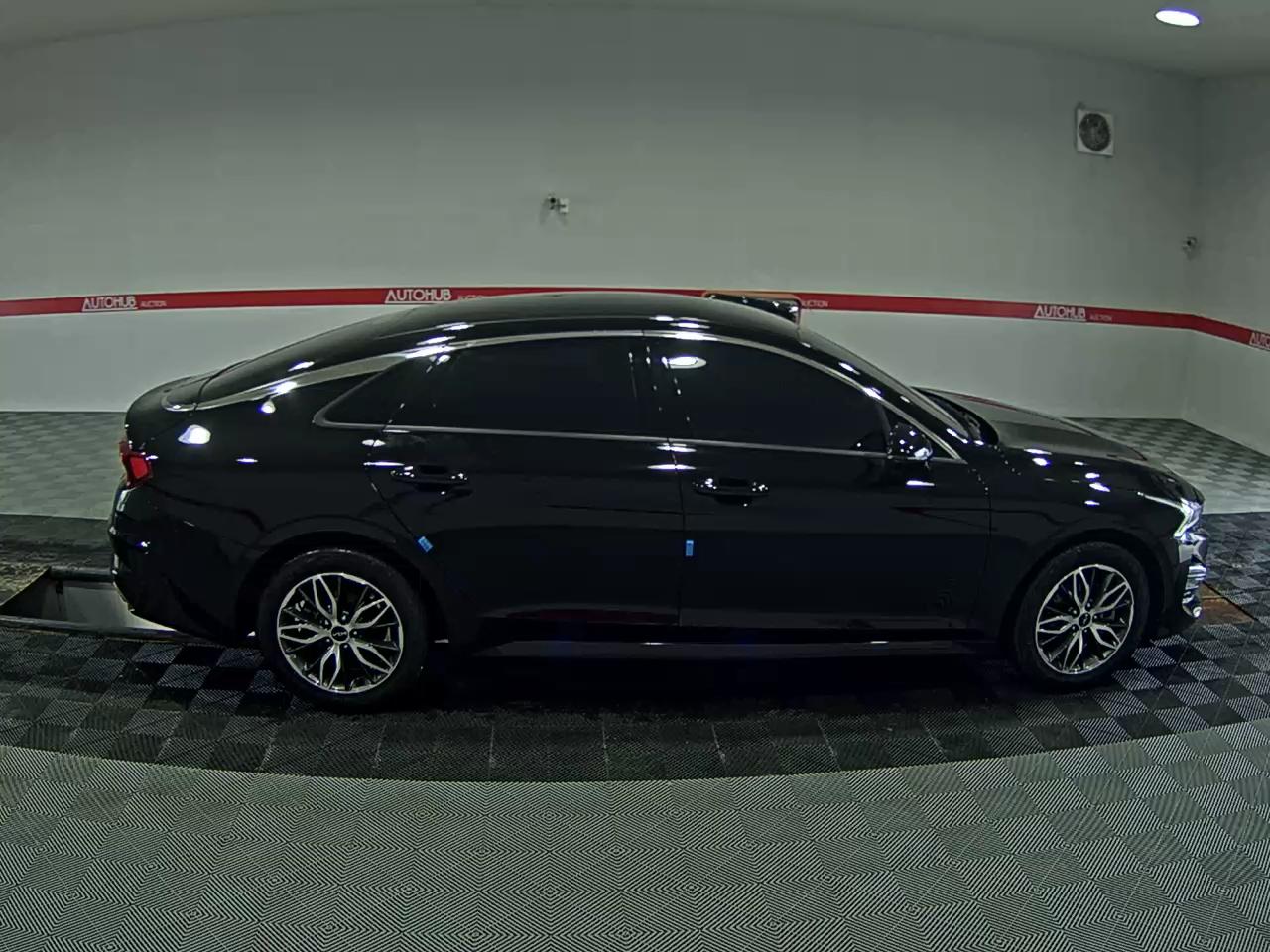 2023 - kia k5