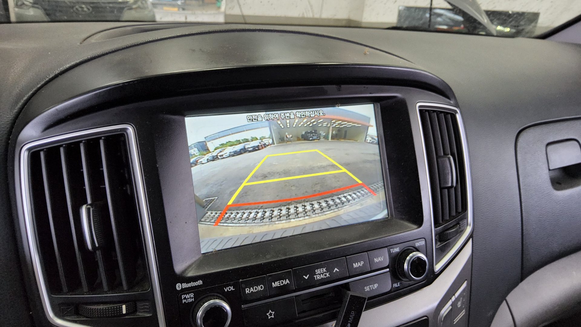 2019 - hyundai grand starex