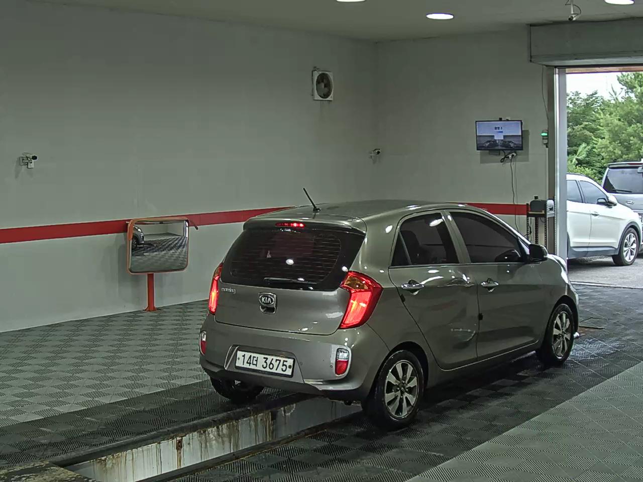 2015 - kia morning