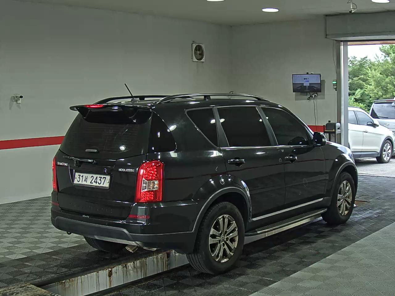 2013 - ssangyong rexton
