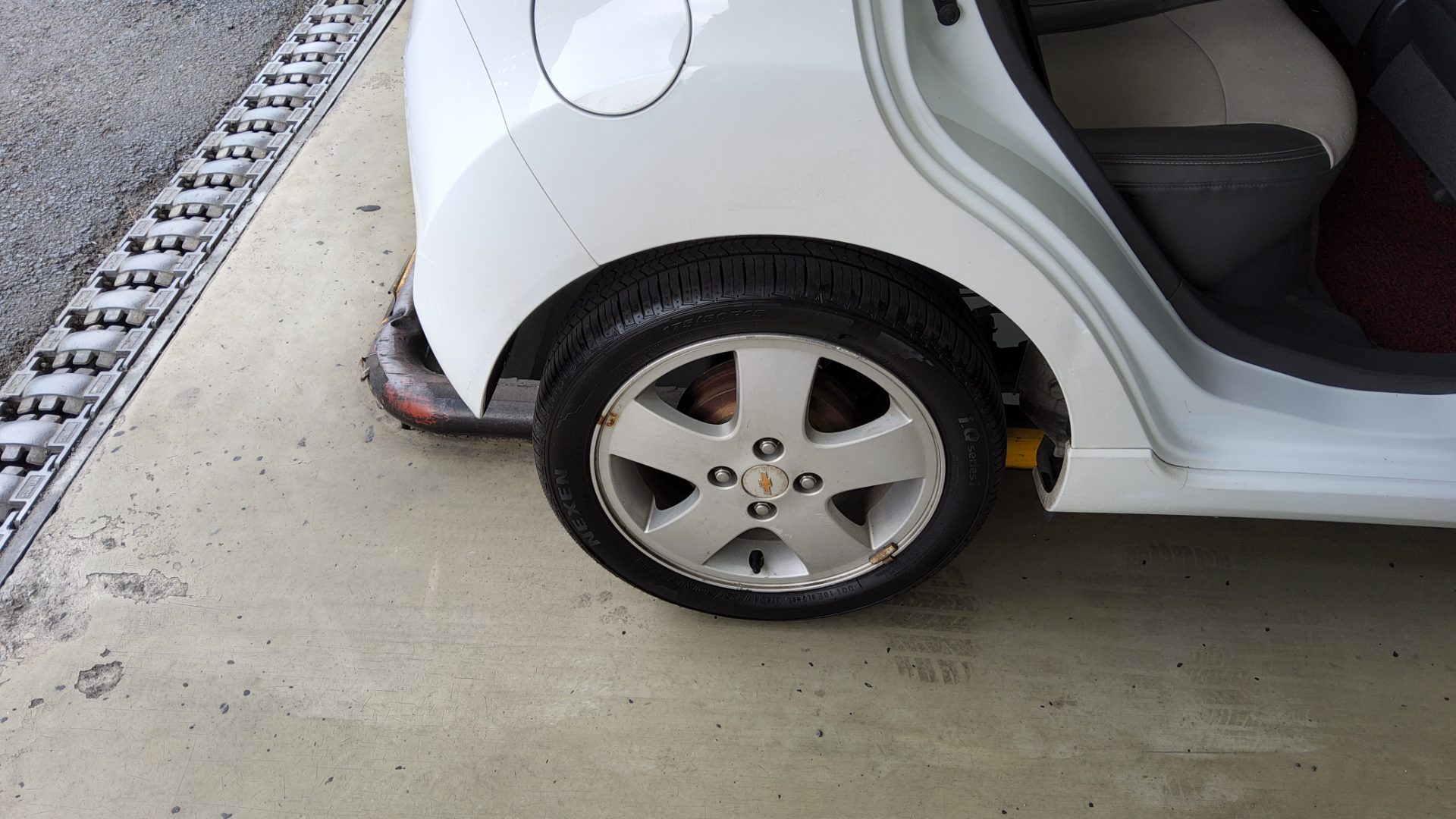2012 - chevrolet spark