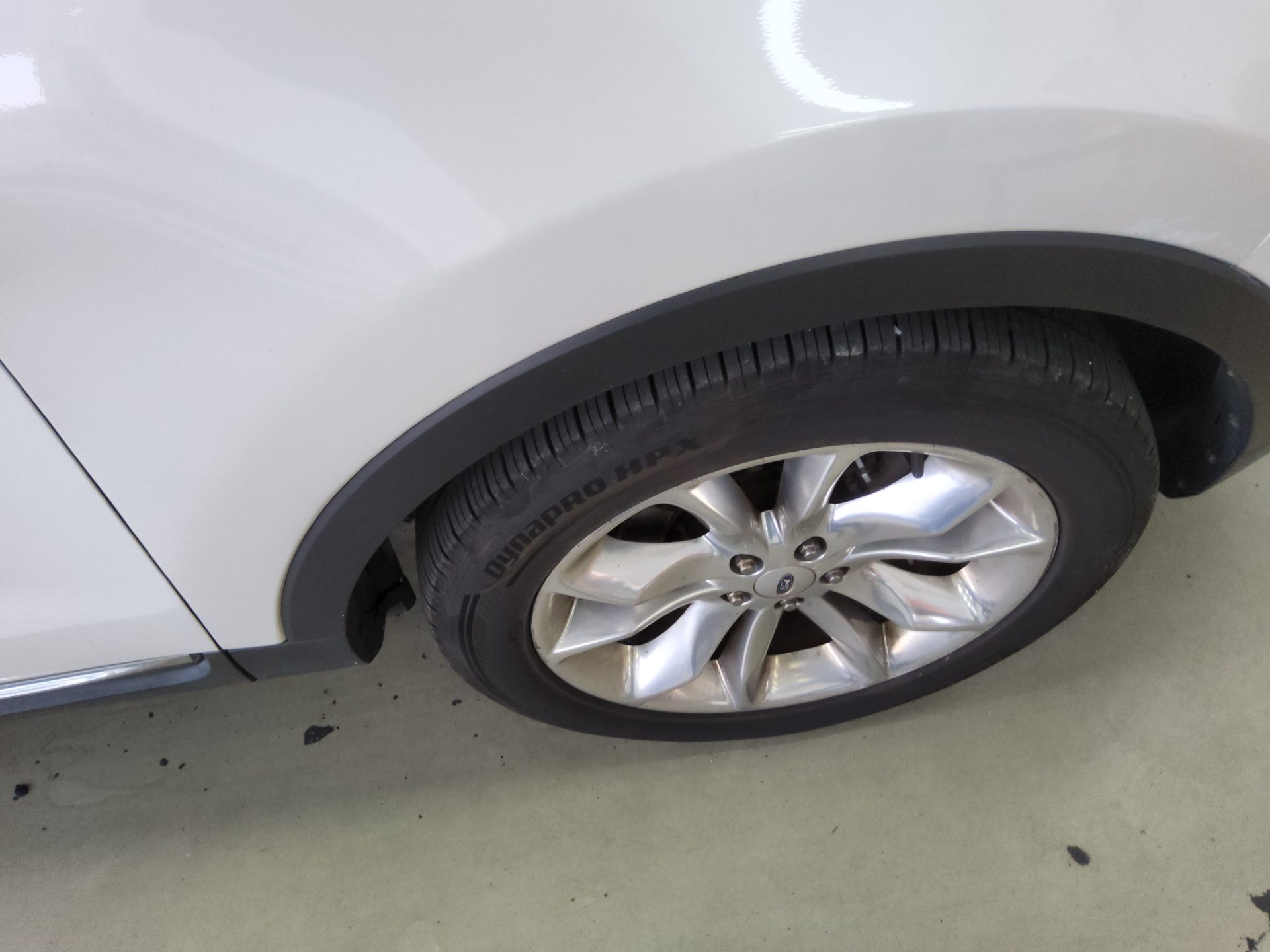 2014 - ford explorer