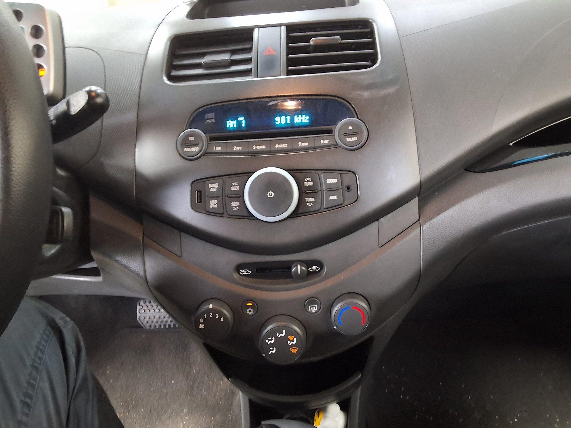 2012 - chevrolet spark