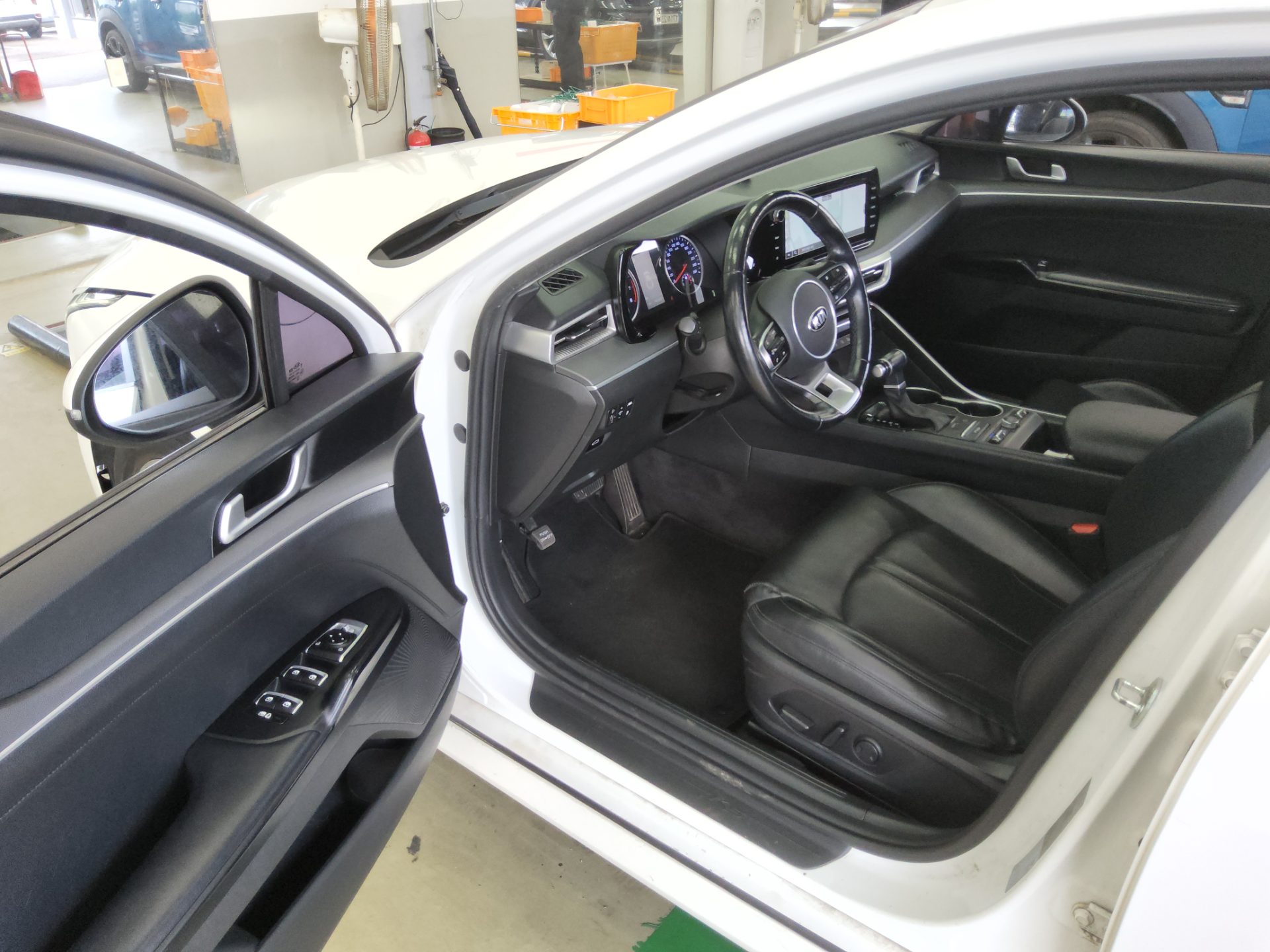 2020 - kia k5