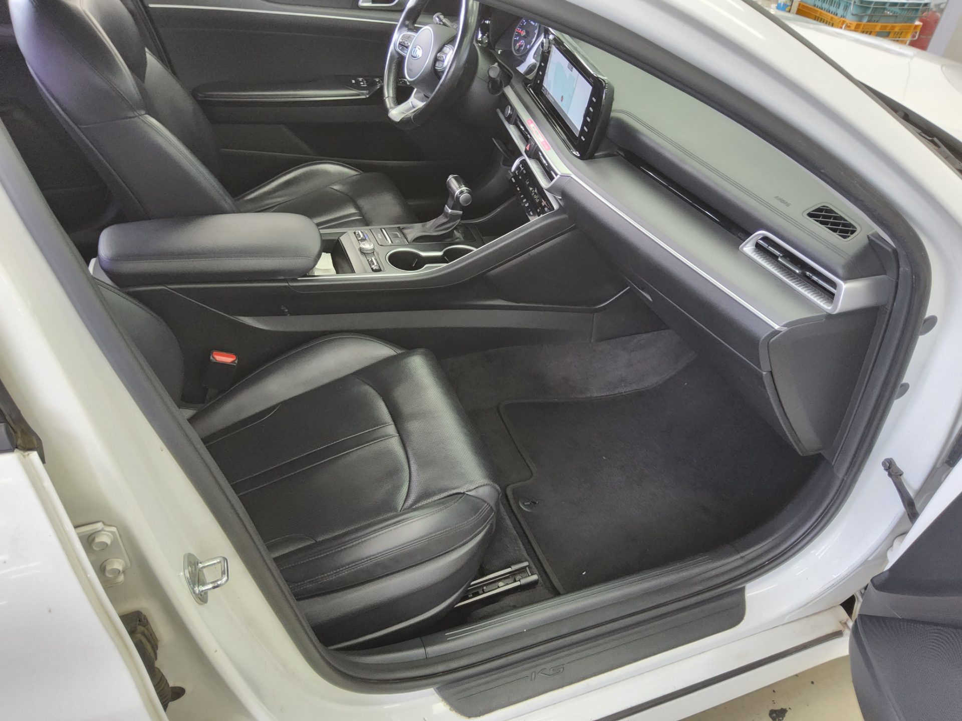 2020 - kia k5