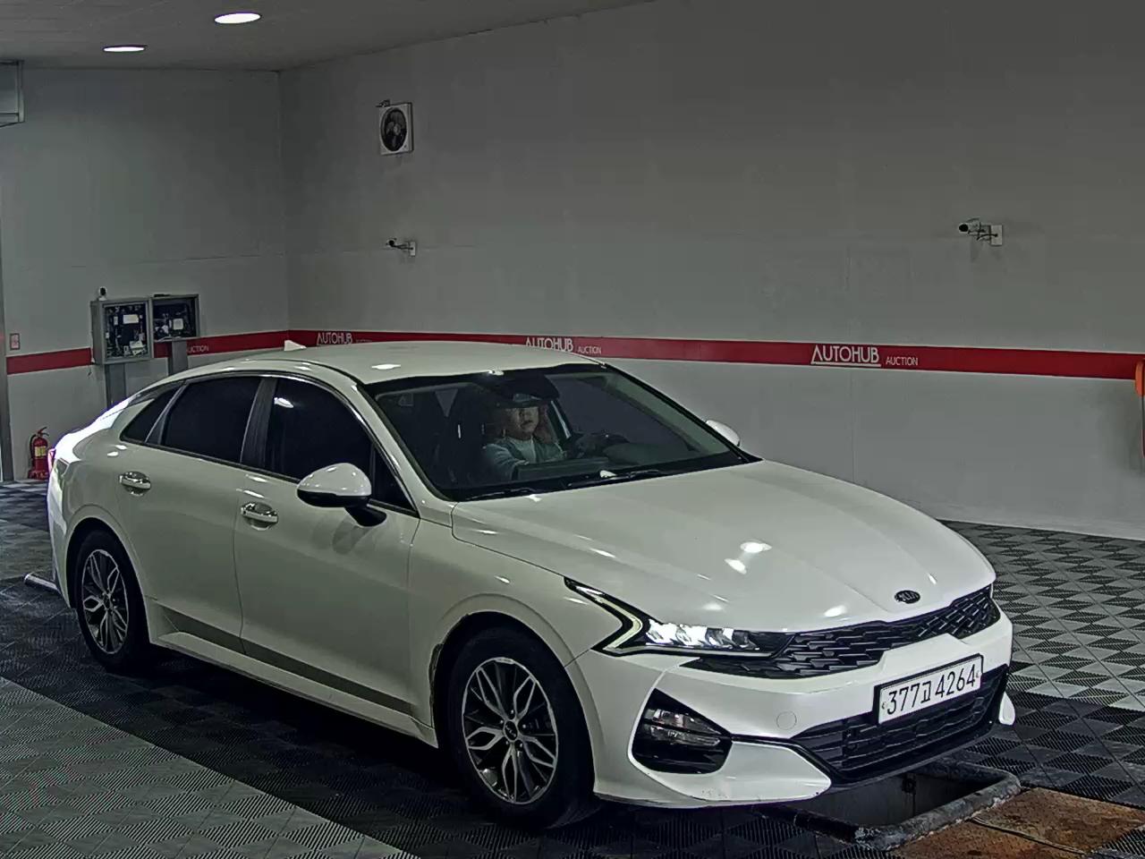 2020 - kia k5