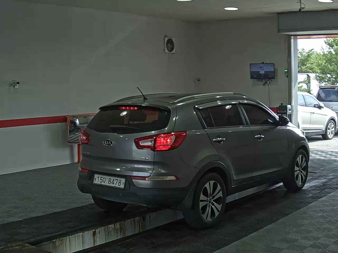 2011 - kia sportage