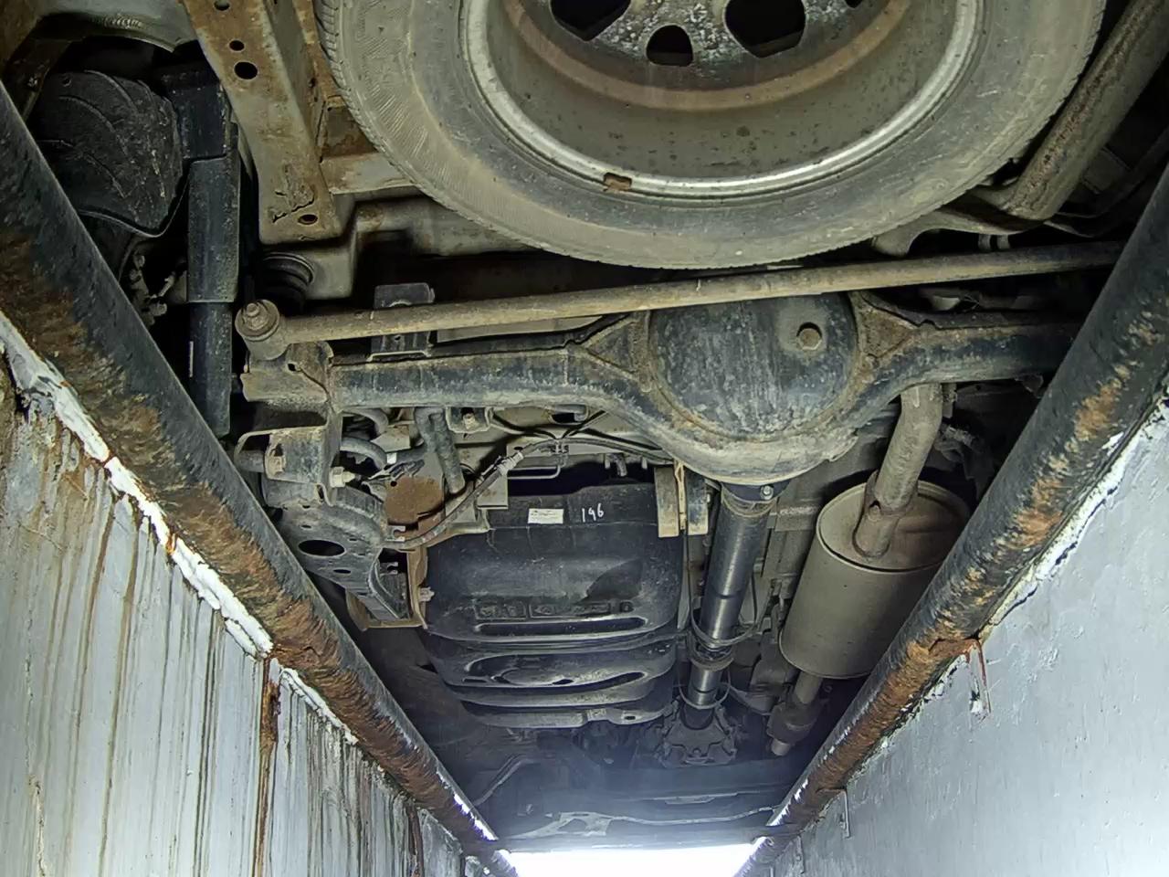 2010 - hyundai grand starex
