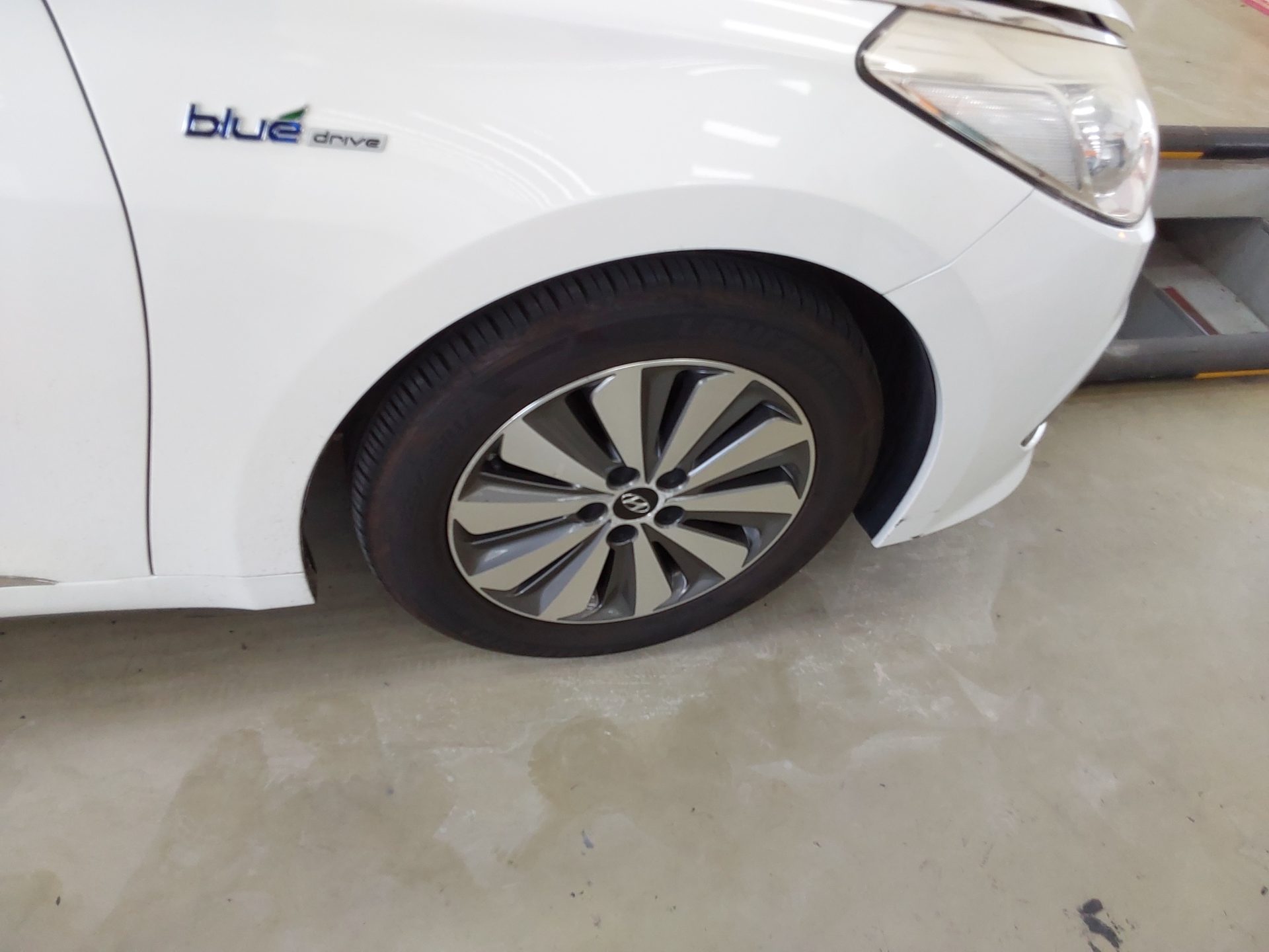 2016 - hyundai grandeur
