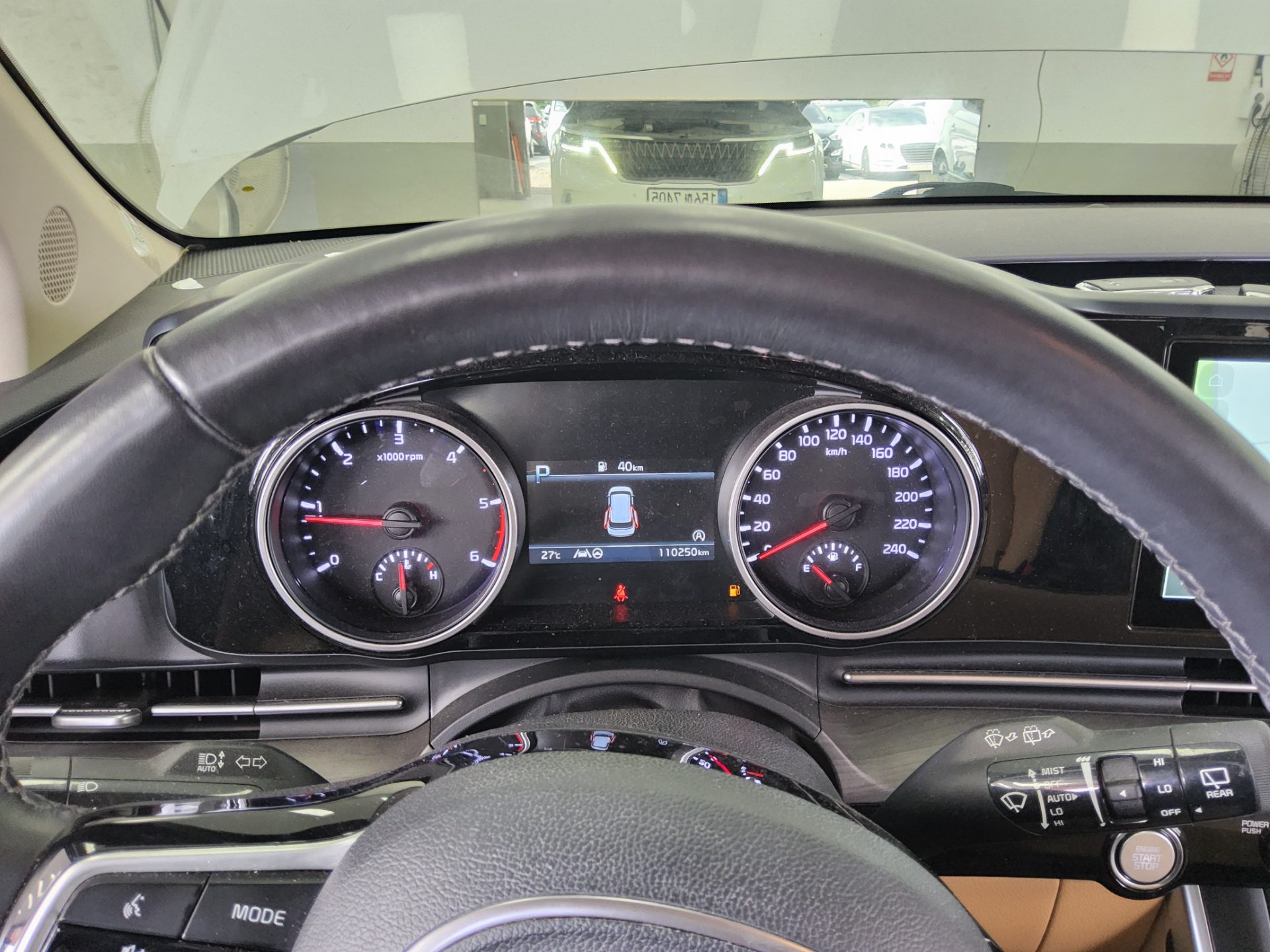 2023 - kia carnival