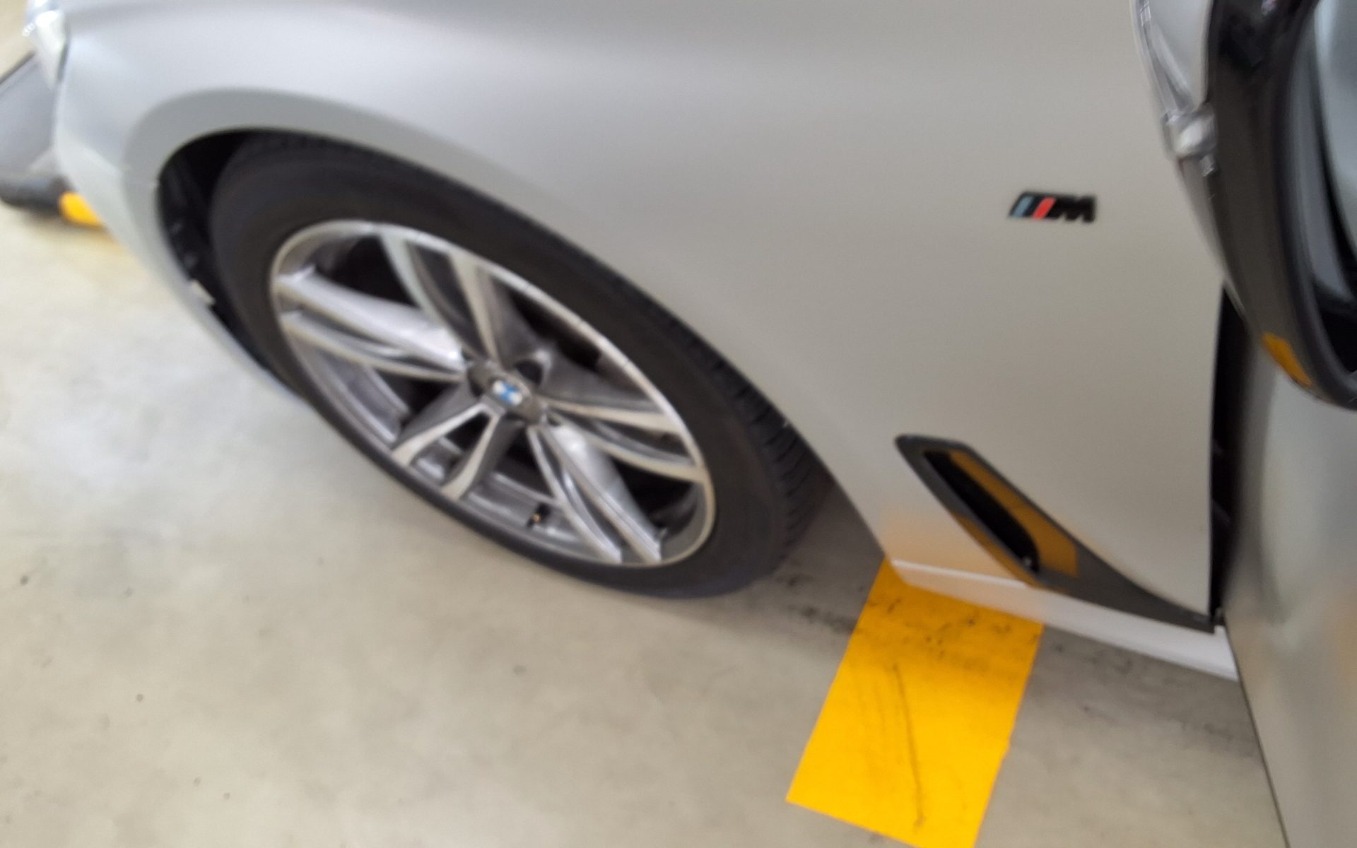 2018 - bmw m7