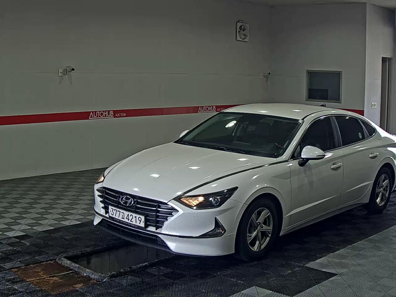 HYUNDAI SONATA (DN8) RENTAL CAR