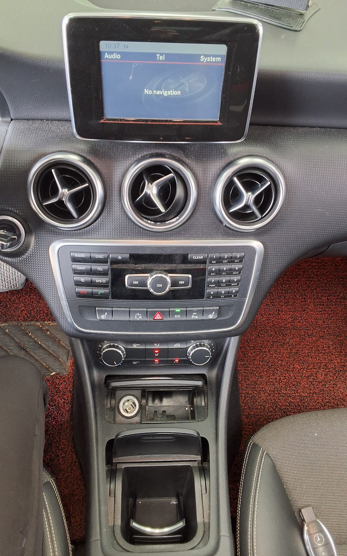 2015 - mercedes-benz a180
